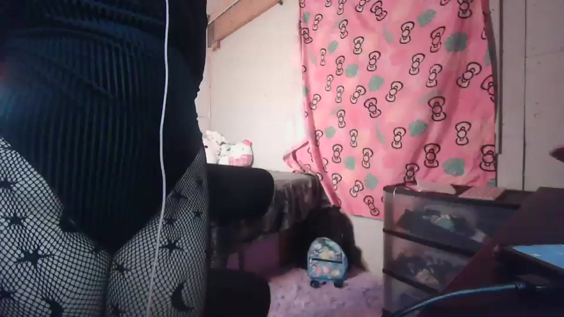 Gallery image thumbnail from Prettybutsad's myfreecams stream on, 10/28/2023, 11:18 image 1 of 20