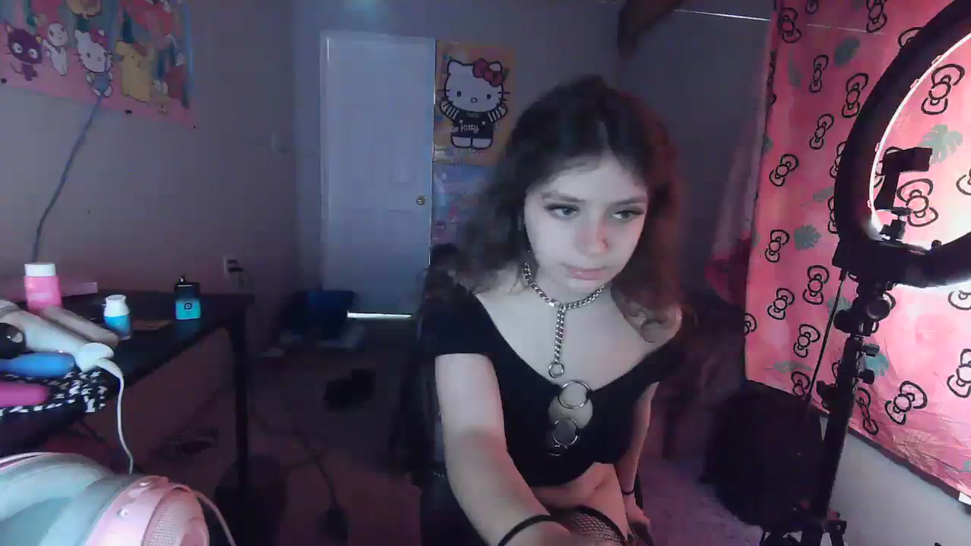 Gallery image thumbnail from Prettybutsad's myfreecams stream on, 10/30/2023, 07:49 image 8 of 20