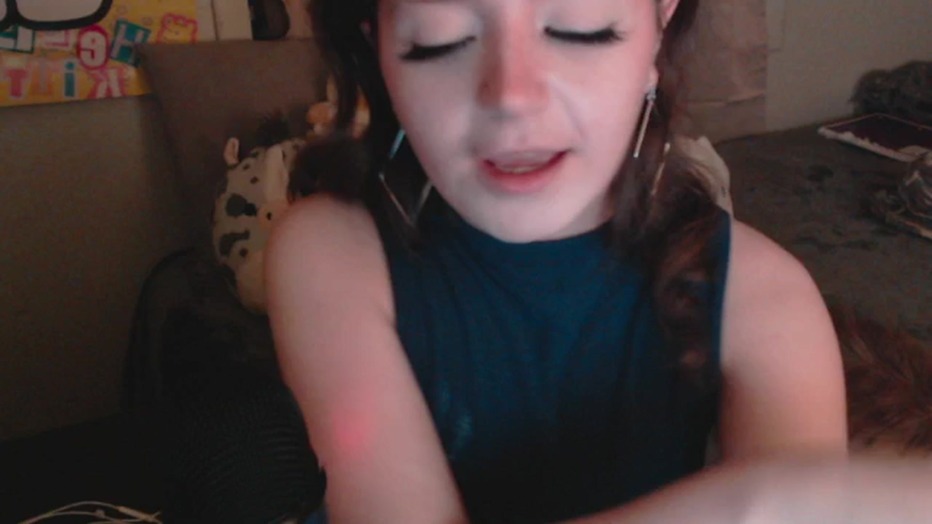 Gallery image thumbnail from Prettybutsad's myfreecams stream on, 05/16/2024, 09:24 image 14 of 20