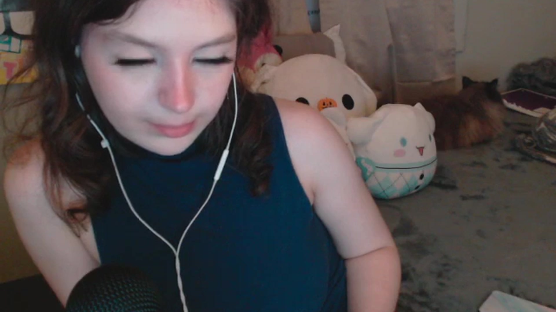 Gallery image thumbnail from Prettybutsad's myfreecams stream on, 05/16/2024, 10:51 image 12 of 20