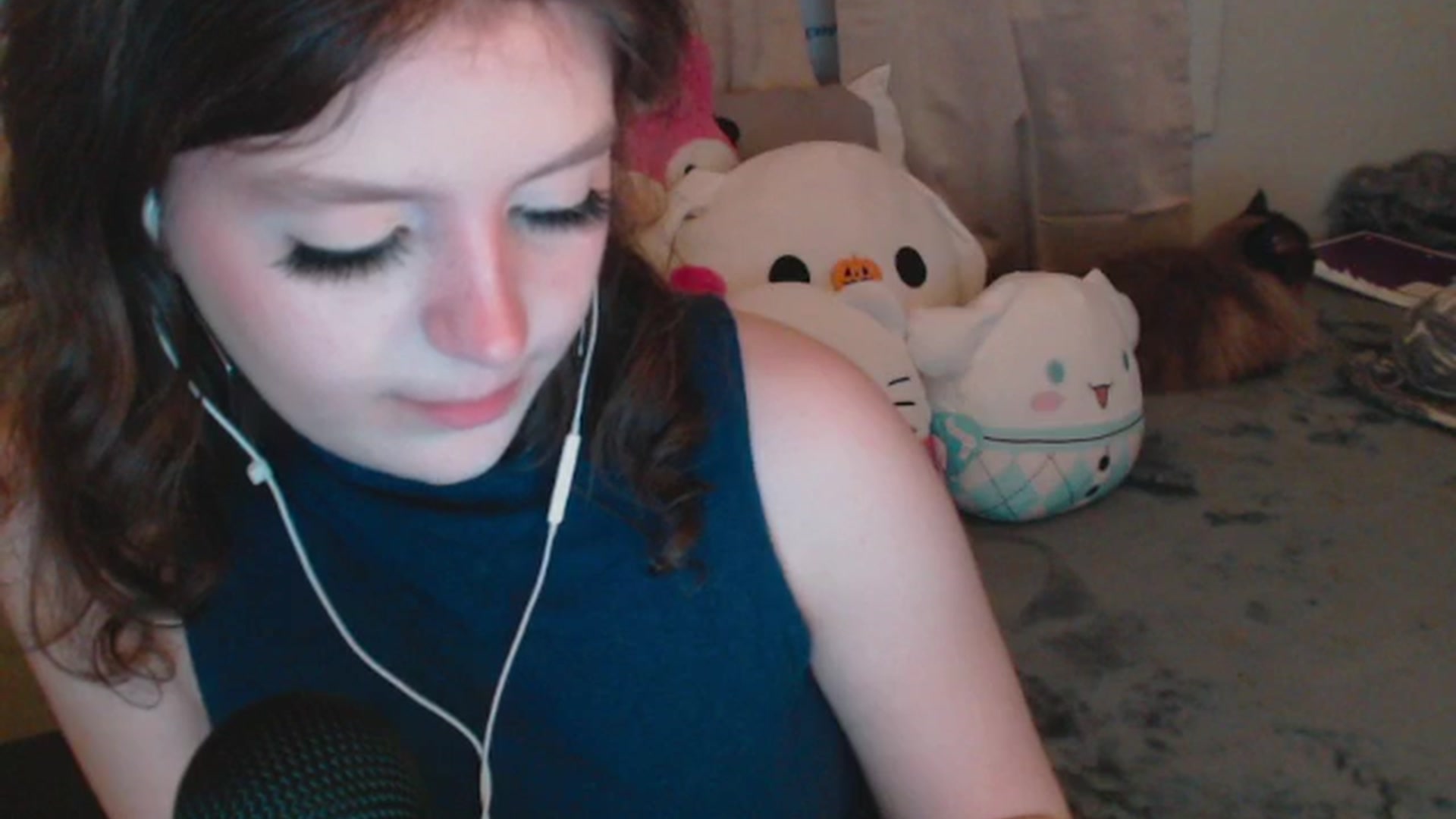Gallery image thumbnail from Prettybutsad's myfreecams stream on, 05/16/2024, 10:51 image 7 of 20
