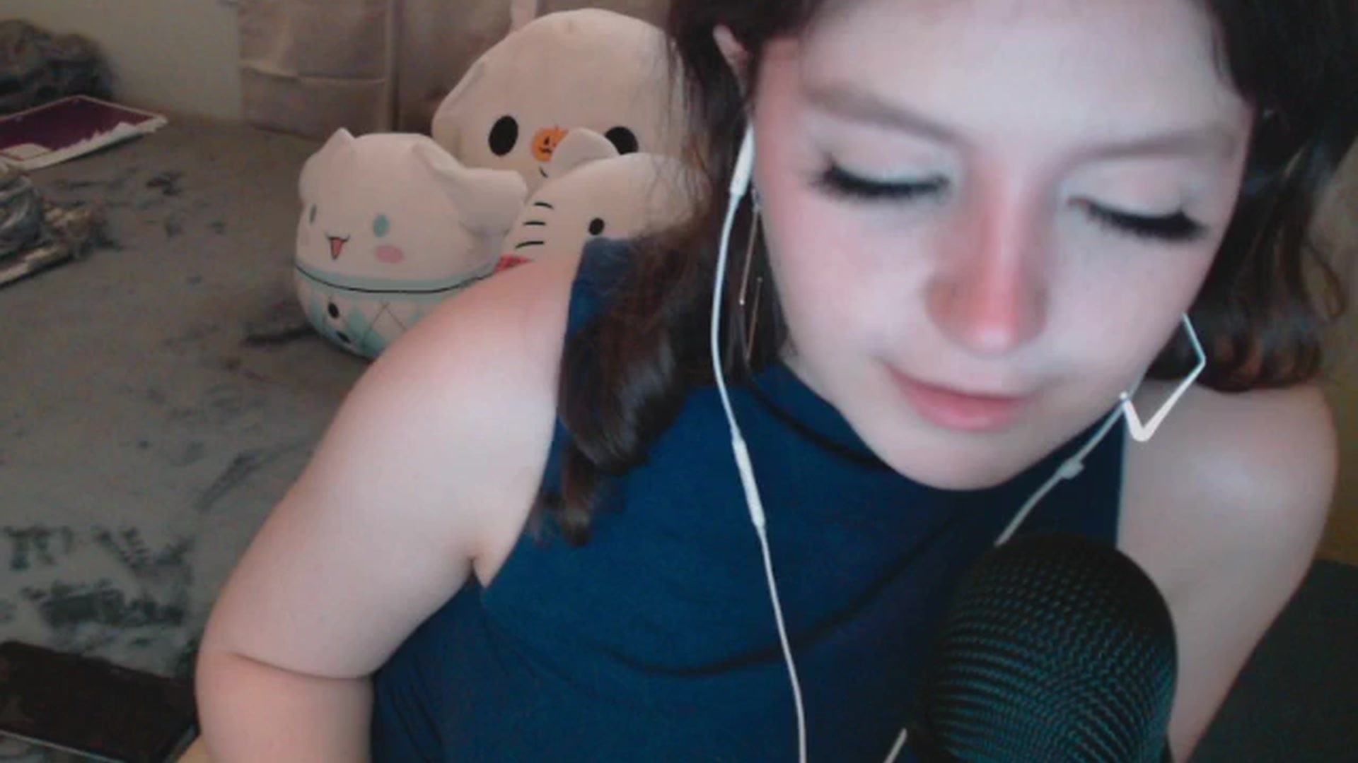 Gallery image thumbnail from Prettybutsad's myfreecams stream on, 05/16/2024, 12:09 image 17 of 20