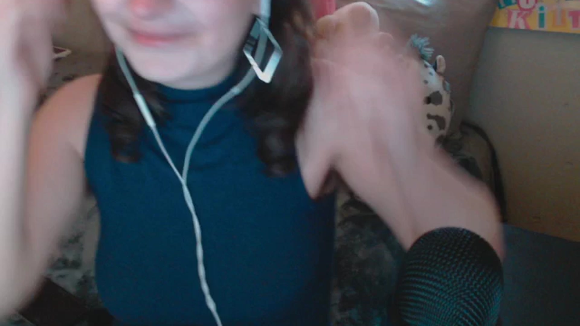 Gallery image thumbnail from Prettybutsad's myfreecams stream on, 05/16/2024, 12:09 image 6 of 20