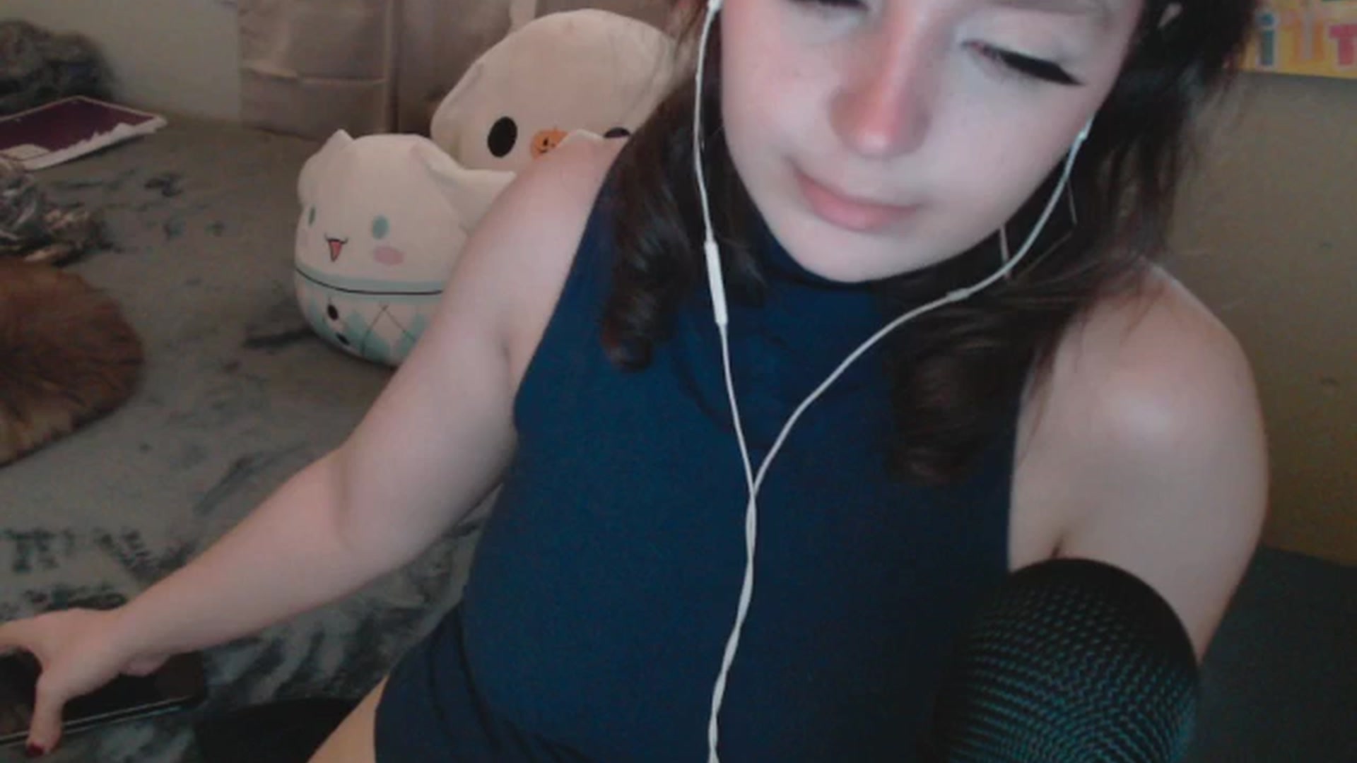 Gallery image thumbnail from Prettybutsad's myfreecams stream on, 05/16/2024, 12:09 image 1 of 20