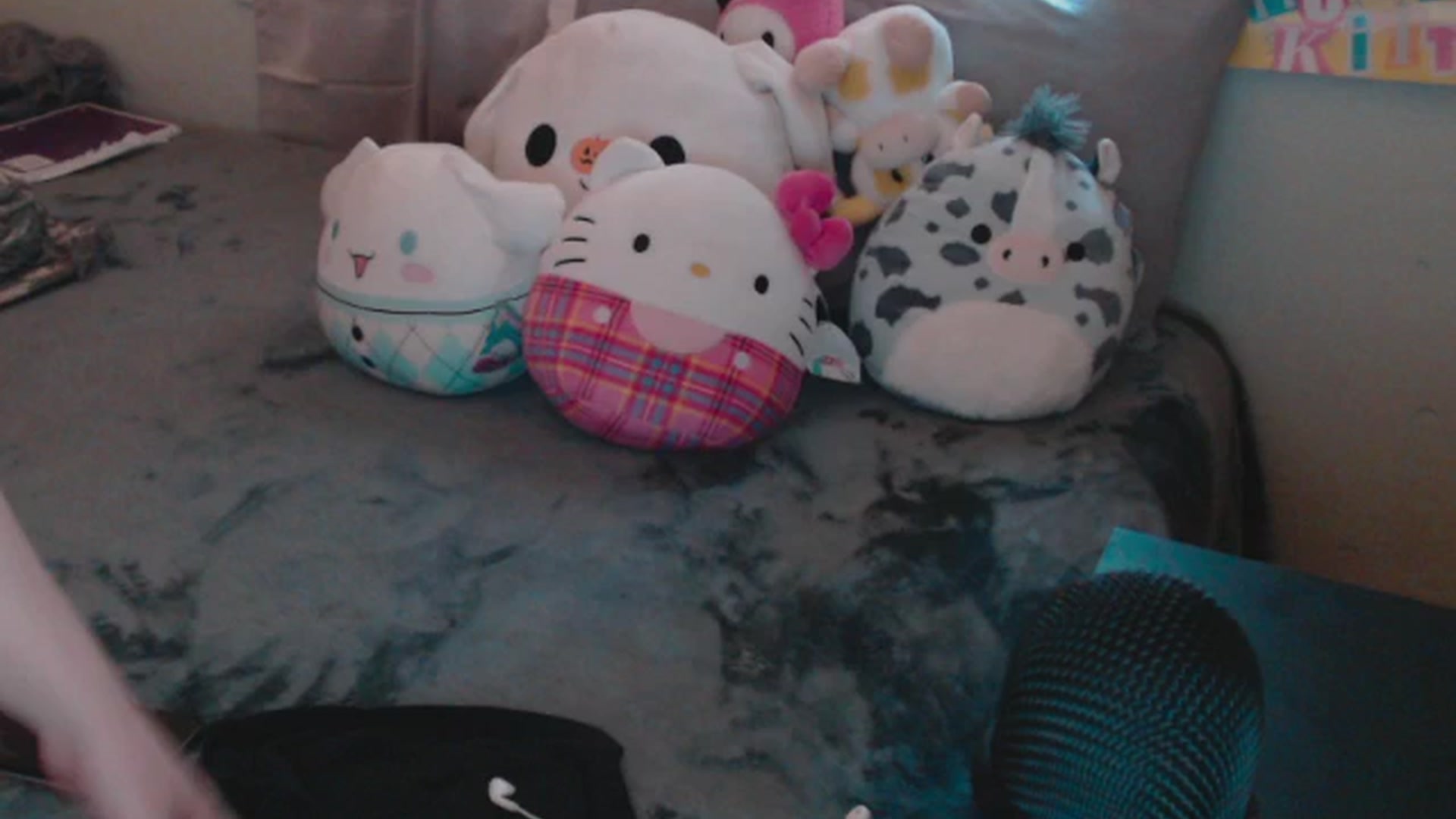 Gallery image thumbnail from Prettybutsad's myfreecams stream on, 05/16/2024, 12:09 image 11 of 20