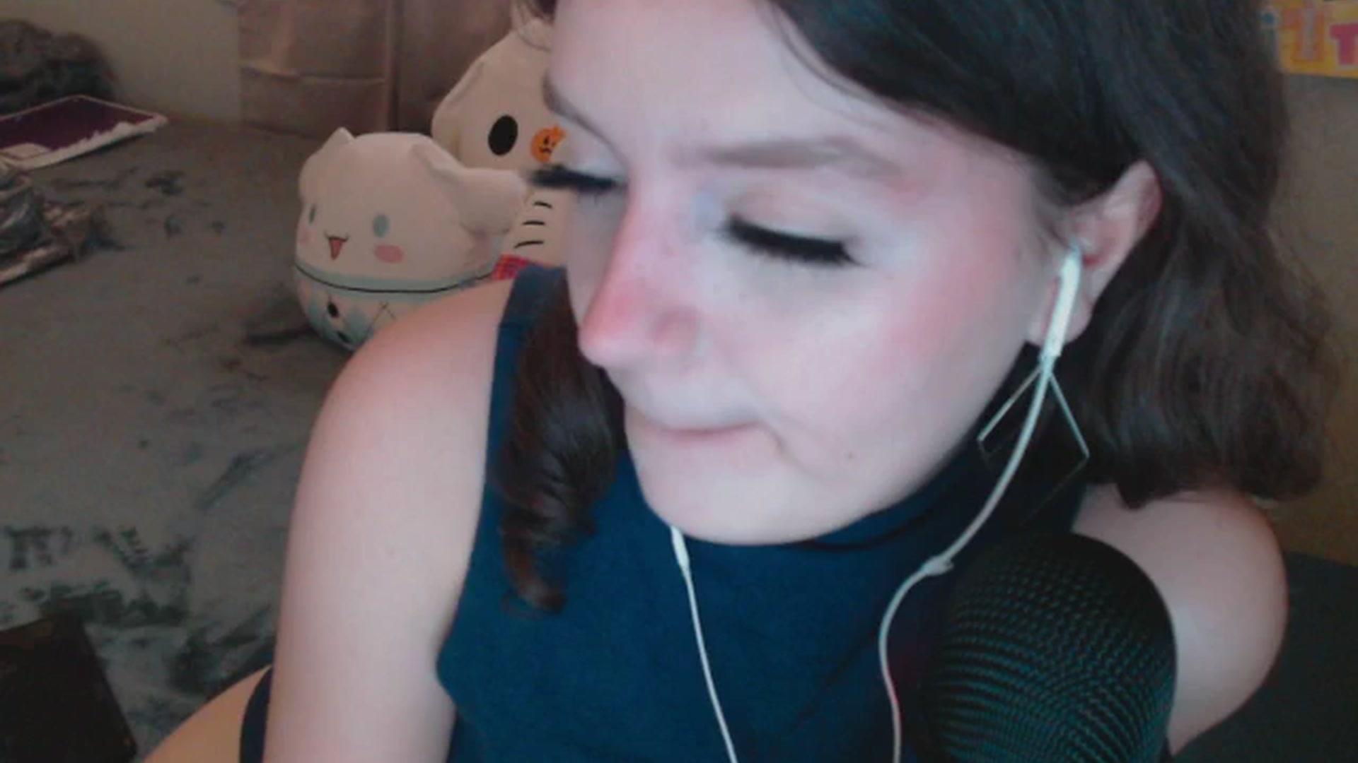 Gallery image thumbnail from Prettybutsad's myfreecams stream on, 05/16/2024, 12:09 image 19 of 20