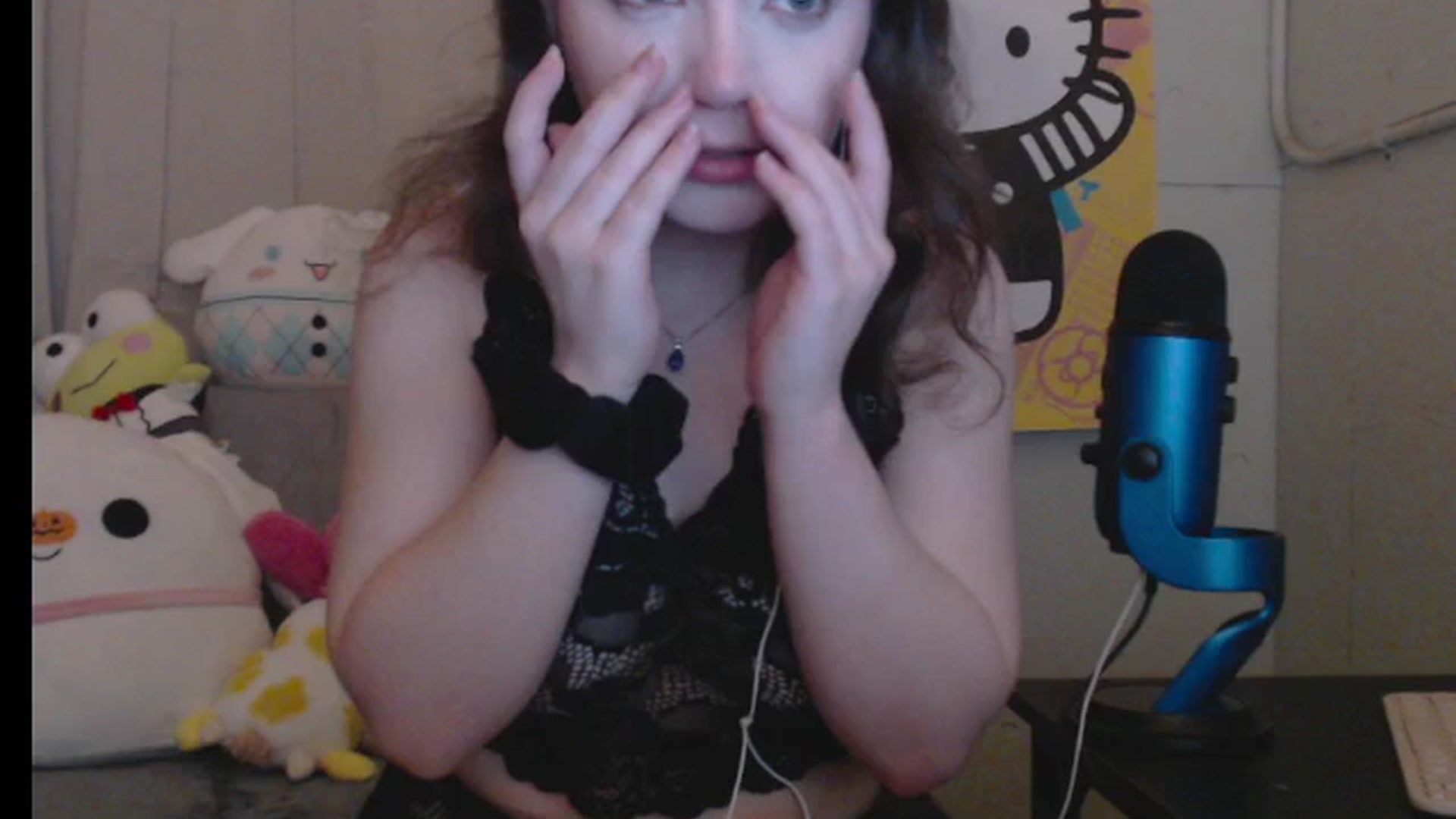 Gallery image thumbnail from Prettybutsad's myfreecams stream on, 05/20/2024, 08:44 image 8 of 20