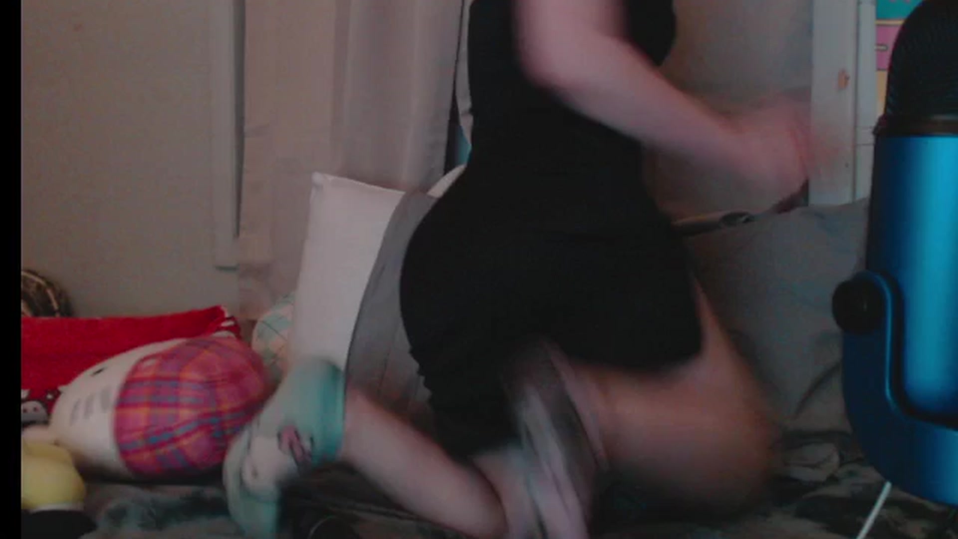 Gallery image thumbnail from Prettybutsad's myfreecams stream on, 05/24/2024, 07:39 image 11 of 20