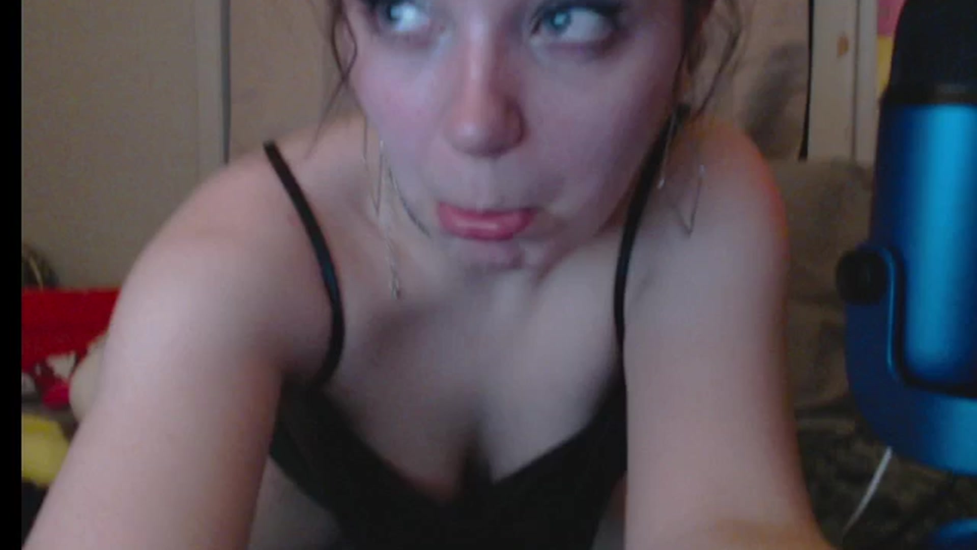 Gallery image thumbnail from Prettybutsad's myfreecams stream on, 05/24/2024, 07:39 image 15 of 20