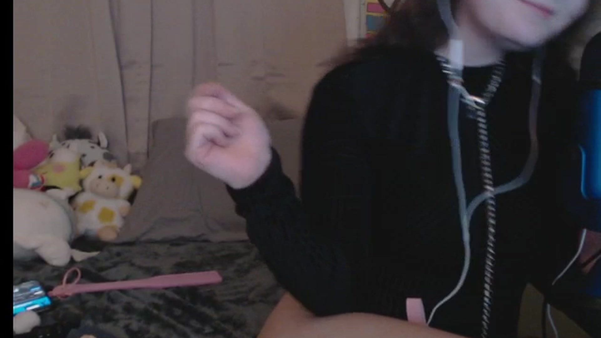 Gallery image thumbnail from Prettybutsad's myfreecams stream on, 05/29/2024, 12:39 image 7 of 20
