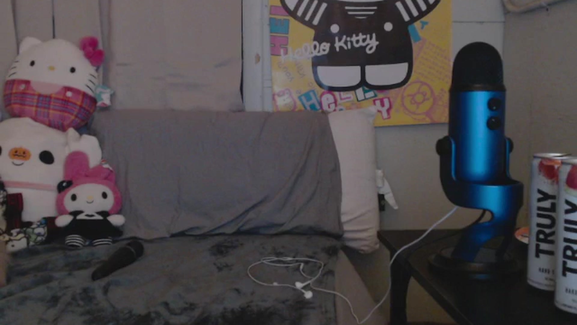 Gallery image thumbnail from Prettybutsad's myfreecams stream on, 05/30/2024, 08:17 image 15 of 20