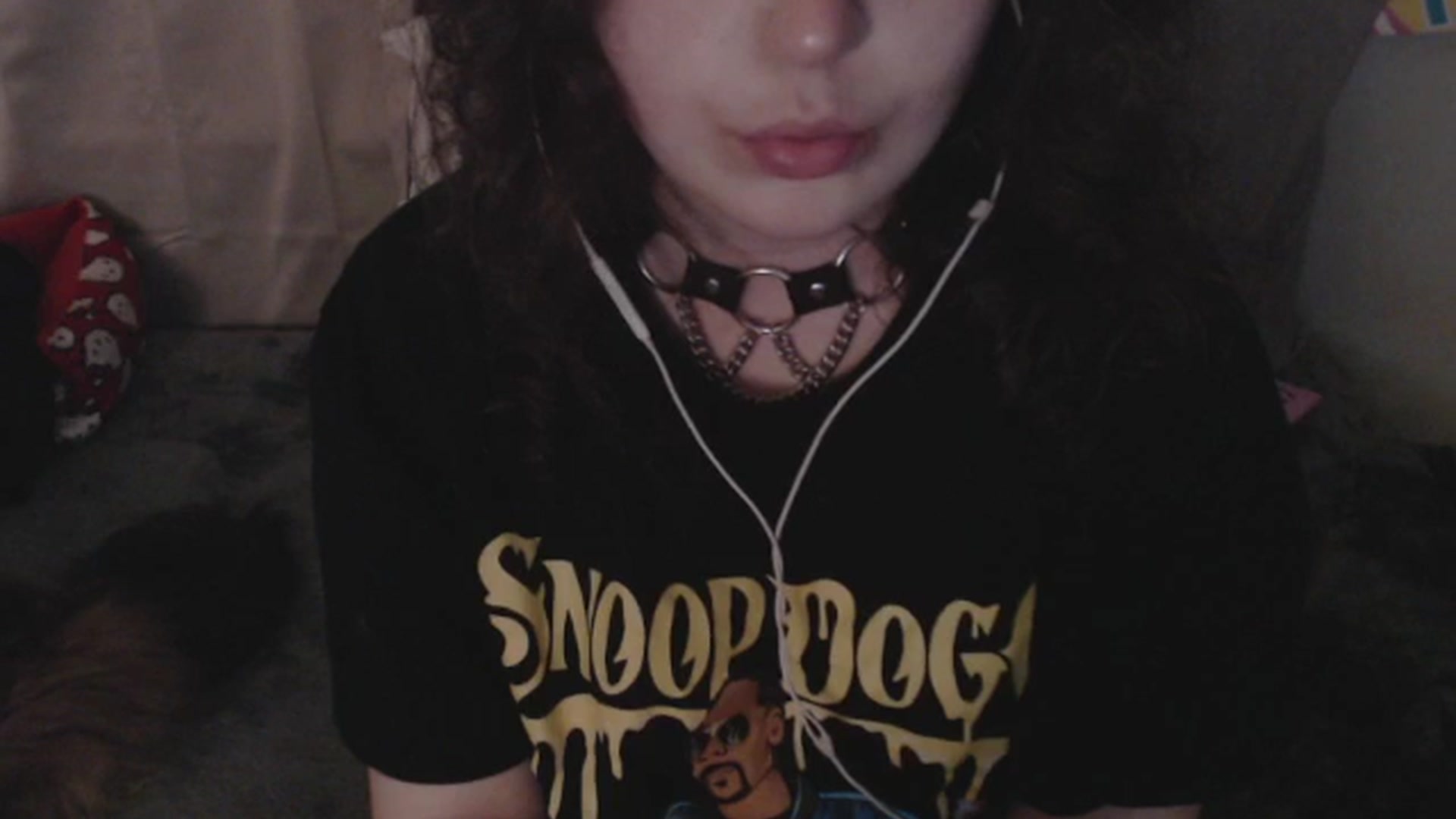 Gallery image thumbnail from Prettybutsad's myfreecams stream on, 06/05/2024, 07:32 image 9 of 20