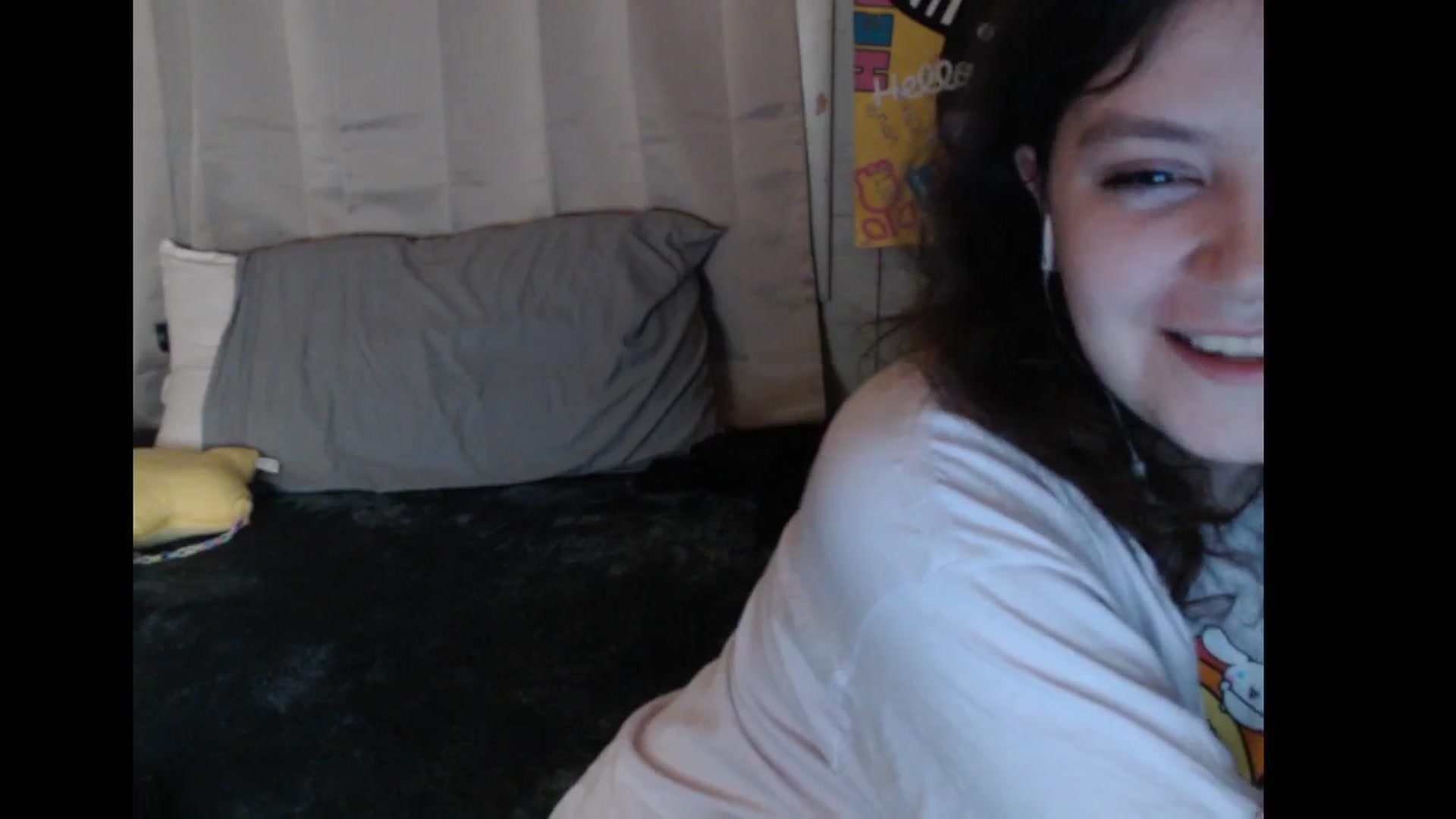 Gallery image thumbnail from Prettybutsad's myfreecams stream on, 07/16/2024, 11:38 image 9 of 20