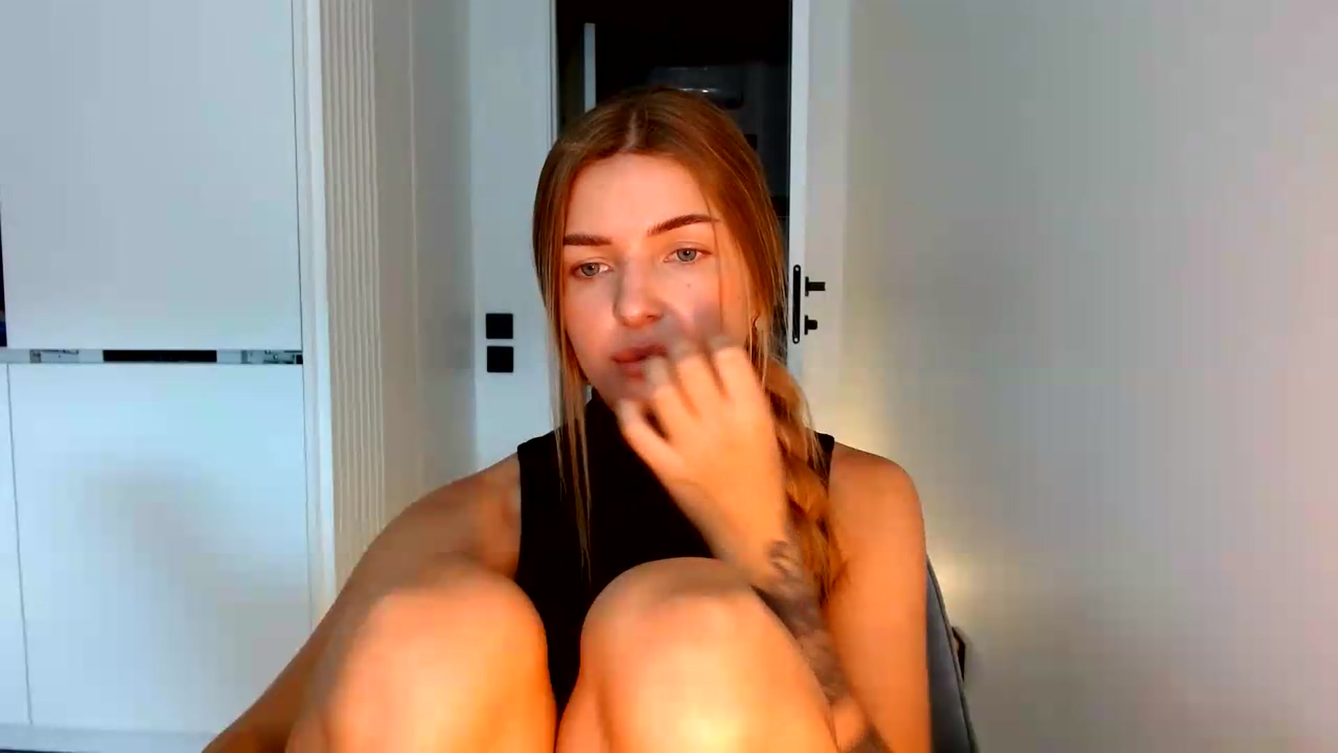 Gallery image thumbnail from Prettydolly's myfreecams stream on, 08/14/2026, 10:14 image 3 of 20