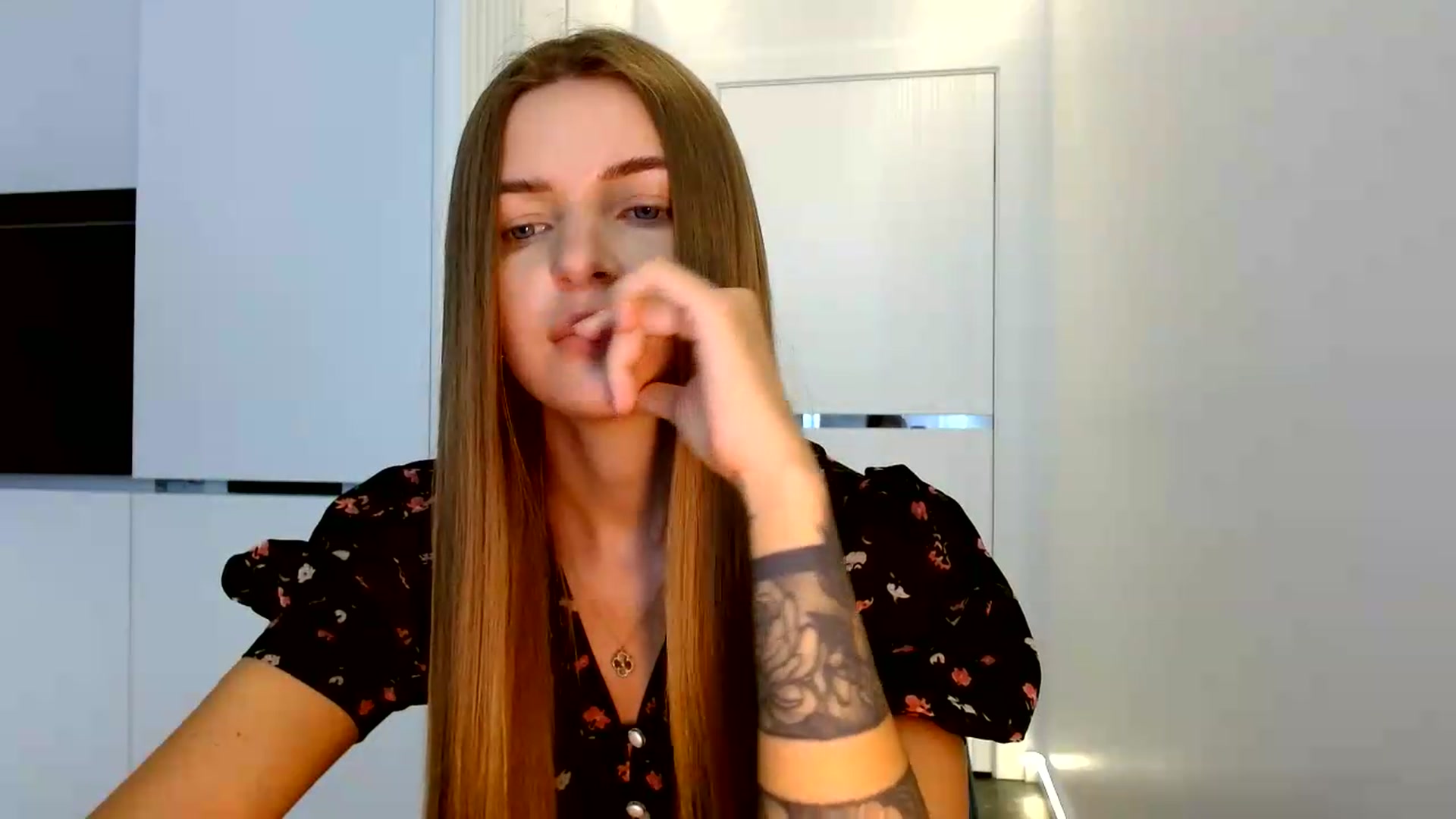 Gallery image thumbnail from Prettydolly's myfreecams stream on, 08/18/2026, 09:15 image 16 of 20