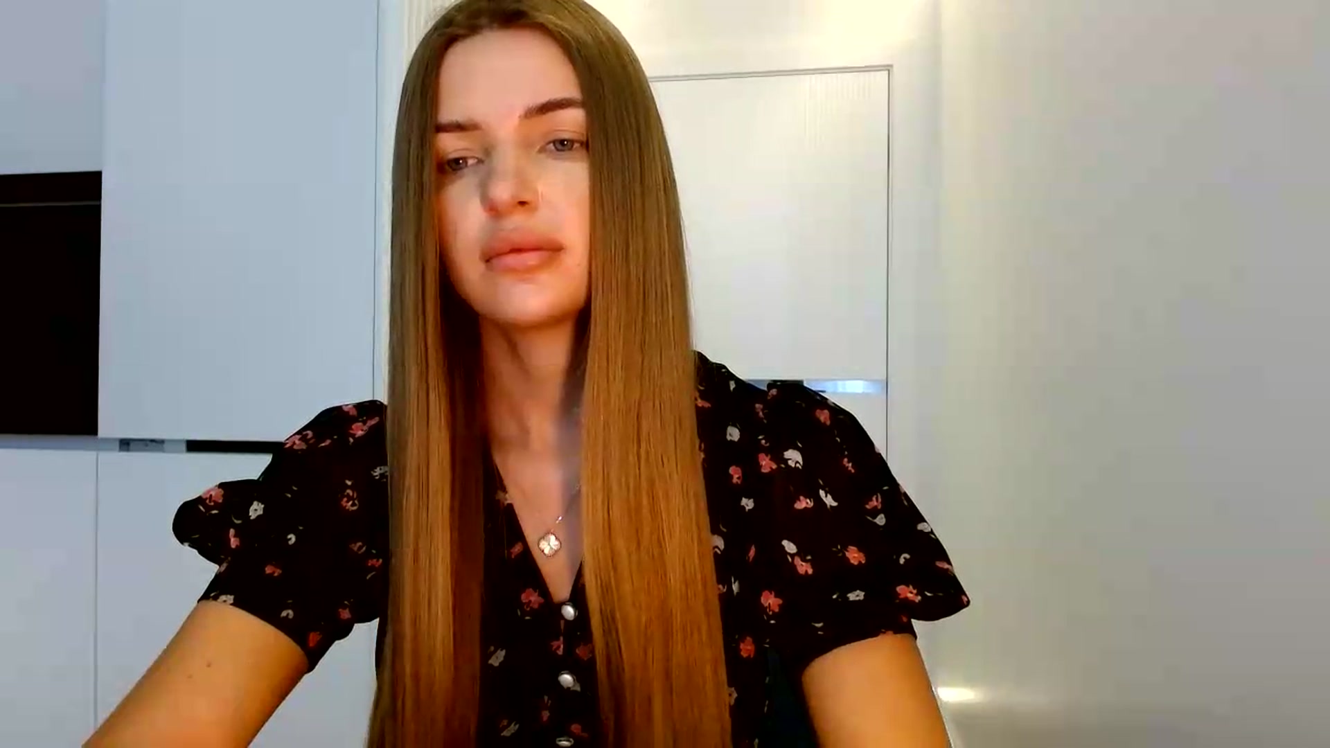 Gallery image thumbnail from Prettydolly's myfreecams stream on, 08/18/2026, 09:15 image 12 of 20