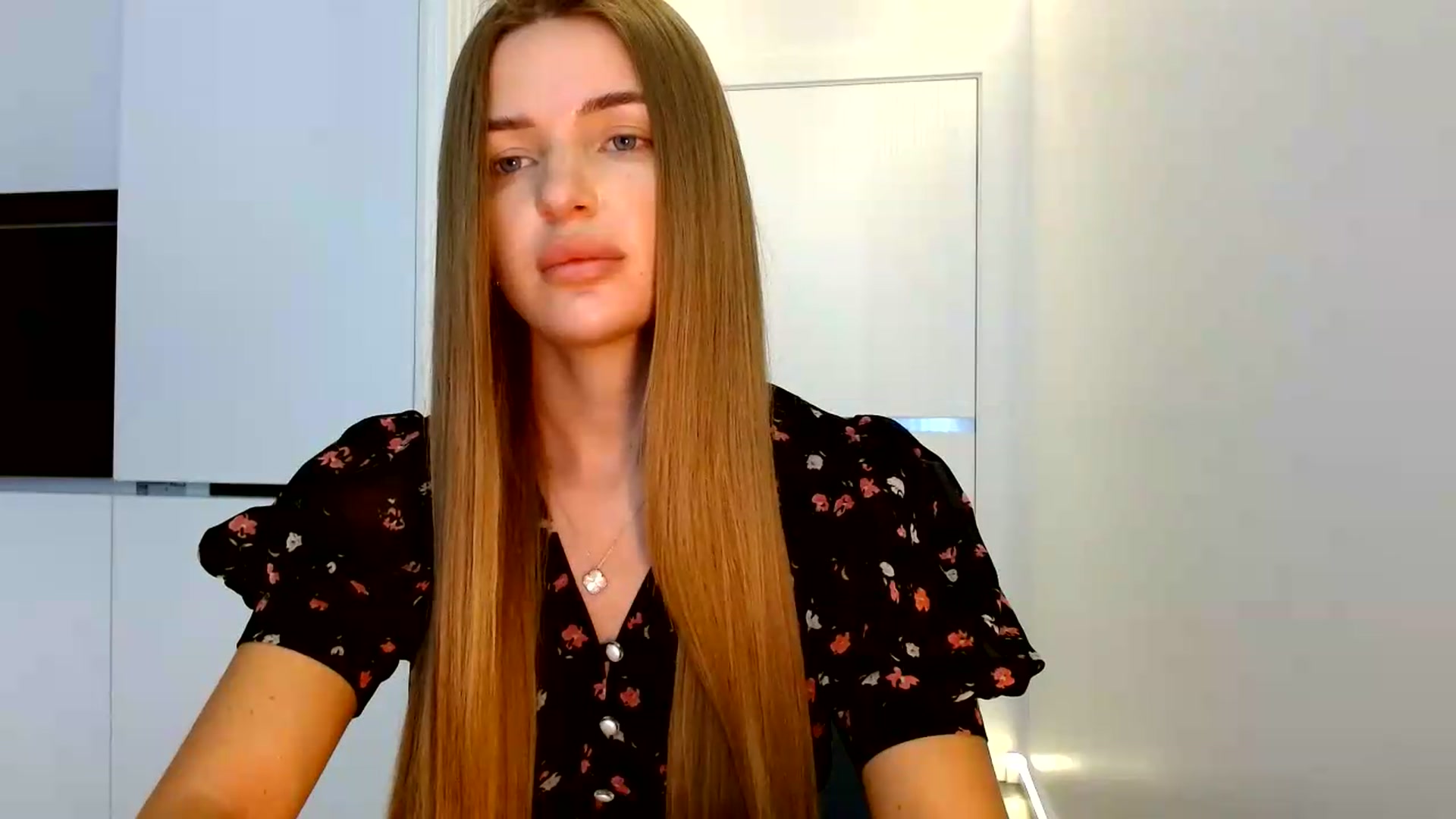 Gallery image thumbnail from Prettydolly's myfreecams stream on, 08/18/2026, 09:15 image 9 of 20