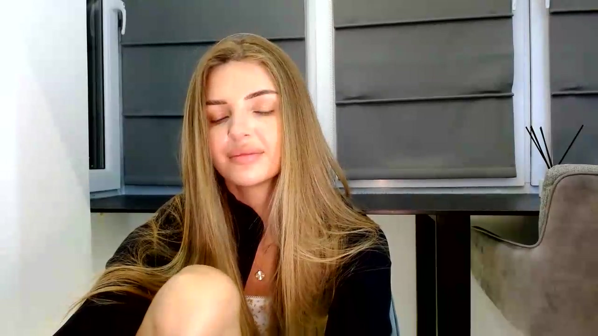 Gallery image thumbnail from Prettydolly's myfreecams stream on, 08/23/2026, 23:54 image 5 of 20