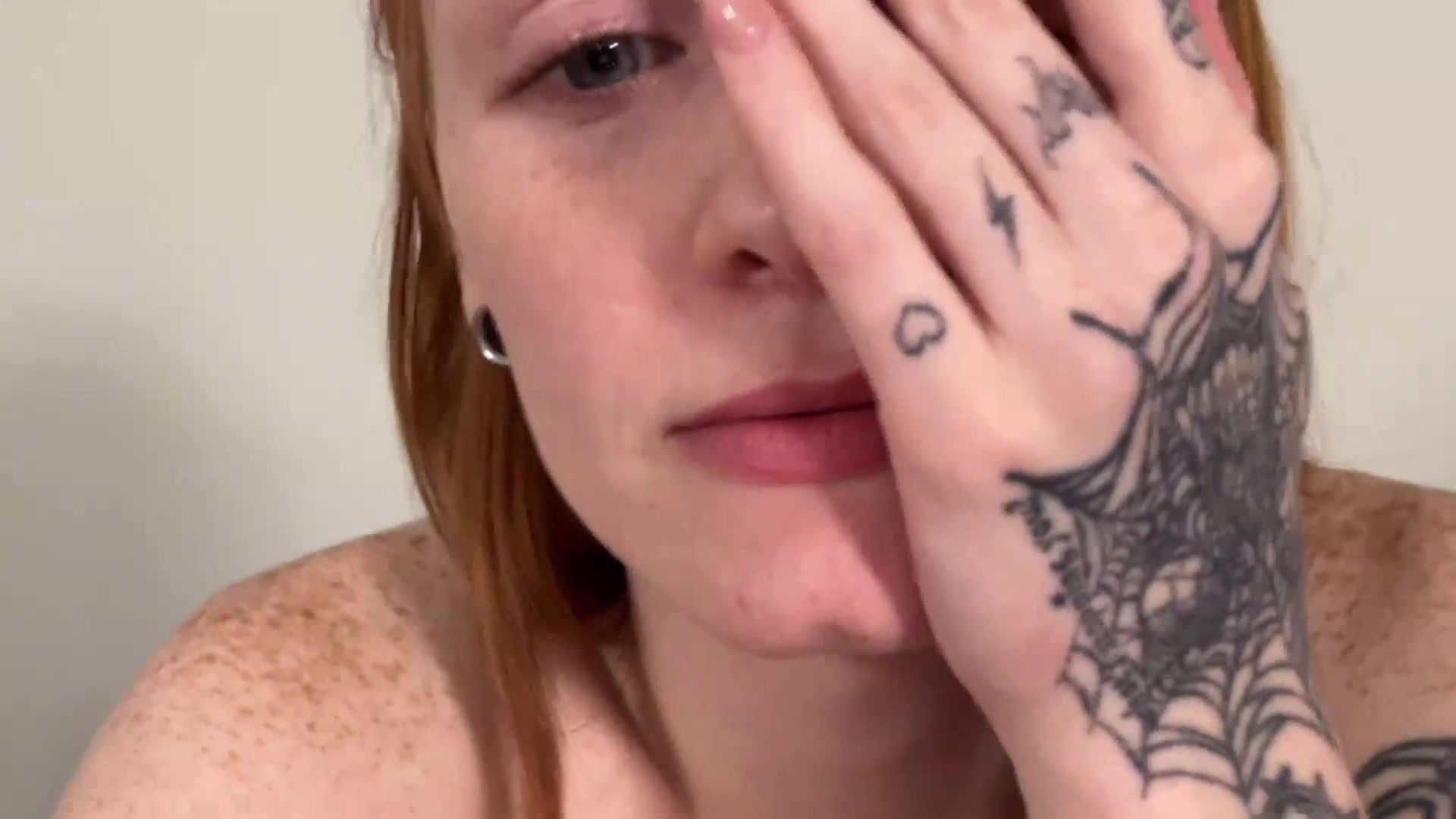 Gallery image thumbnail from Prettygirl_makk's myfreecams stream on, 08/21/2026, 09:24 image 15 of 20