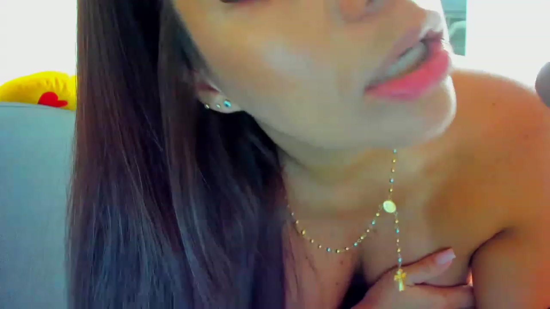 Gallery image thumbnail from Preziosabella's myfreecams stream on, 02/23/2023, 18:24 image 11 of 20