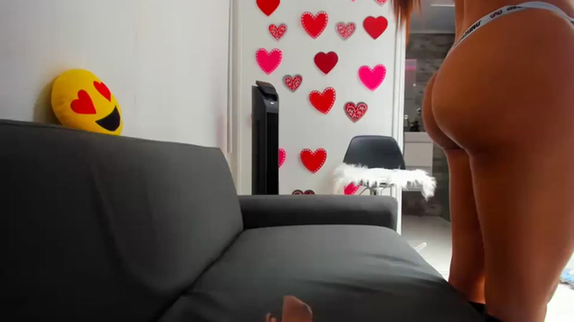 Gallery image thumbnail from Preziosabella's myfreecams stream on, 03/23/2023, 17:31 image 17 of 20