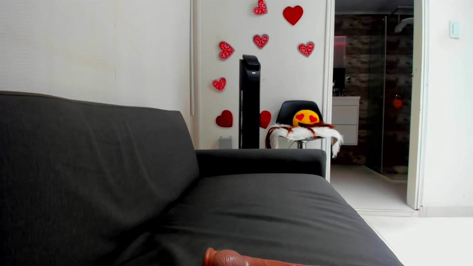 Gallery image thumbnail from Preziosabella's myfreecams stream on, 04/23/2023, 16:48 image 11 of 20