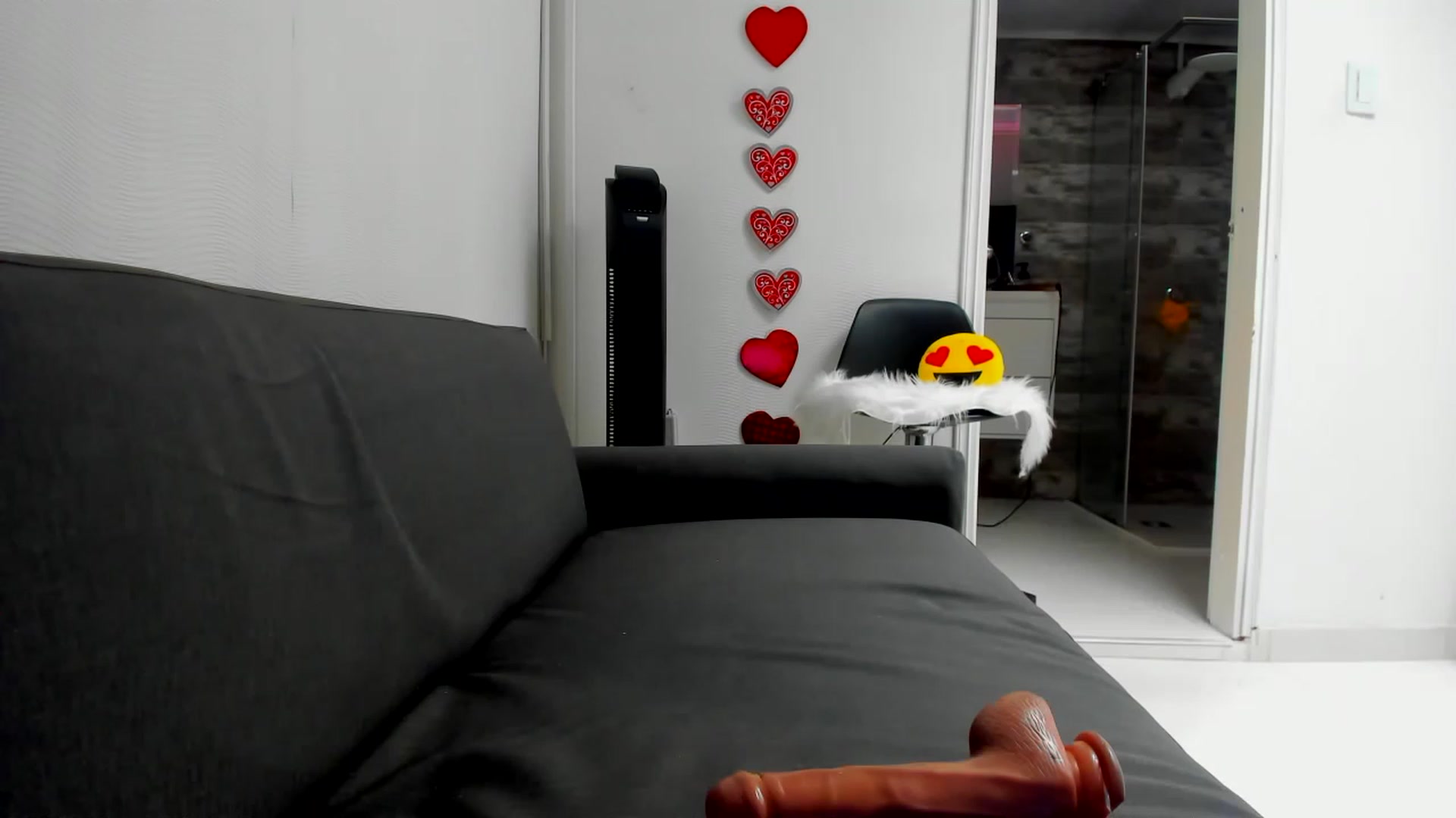 Gallery image thumbnail from Preziosabella's myfreecams stream on, 05/09/2023, 16:26 image 16 of 20