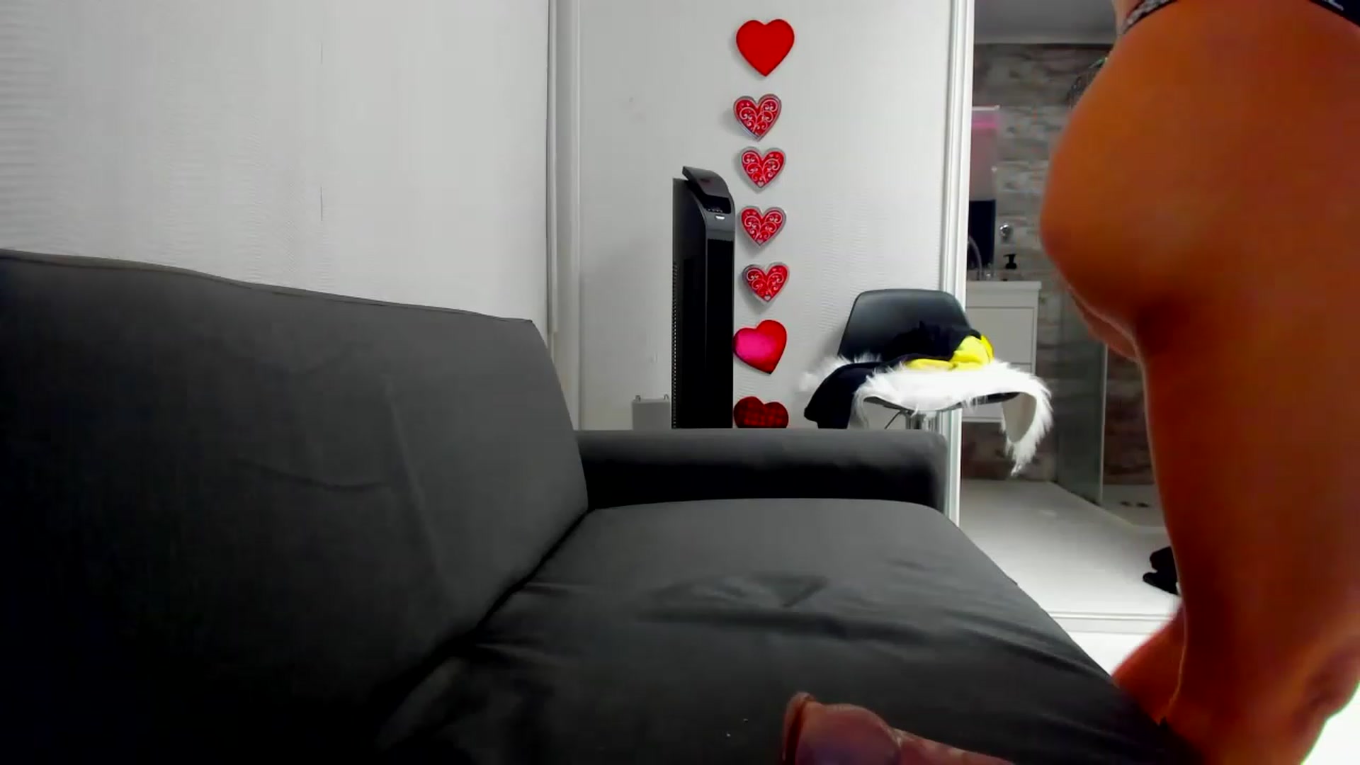Gallery image thumbnail from Preziosabella's myfreecams stream on, 06/13/2023, 19:08 image 19 of 20