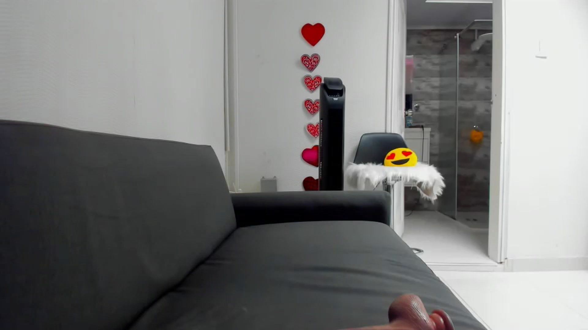 Gallery image thumbnail from Preziosabella's myfreecams stream on, 07/18/2023, 19:24 image 17 of 20