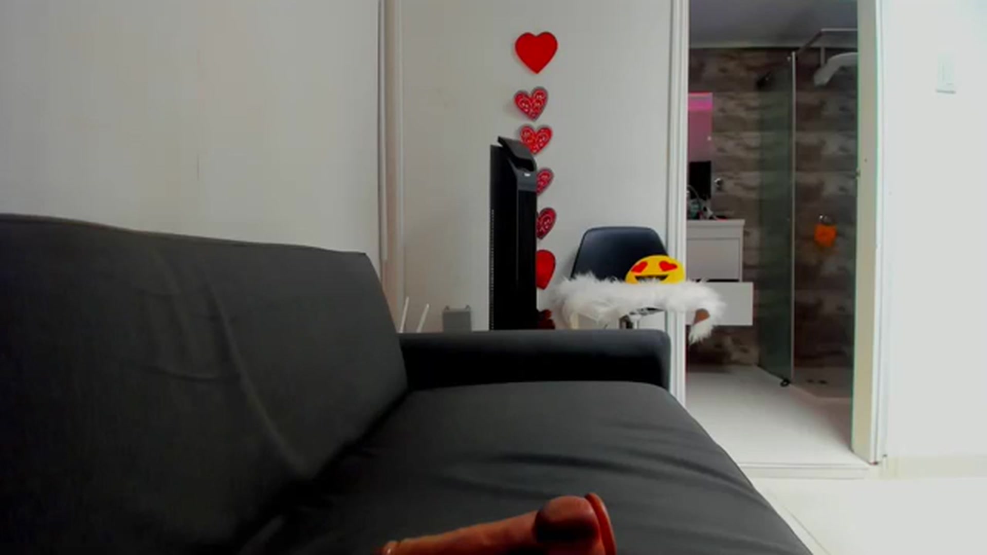 Gallery image thumbnail from Preziosabella's myfreecams stream on, 07/31/2023, 18:41 image 8 of 20