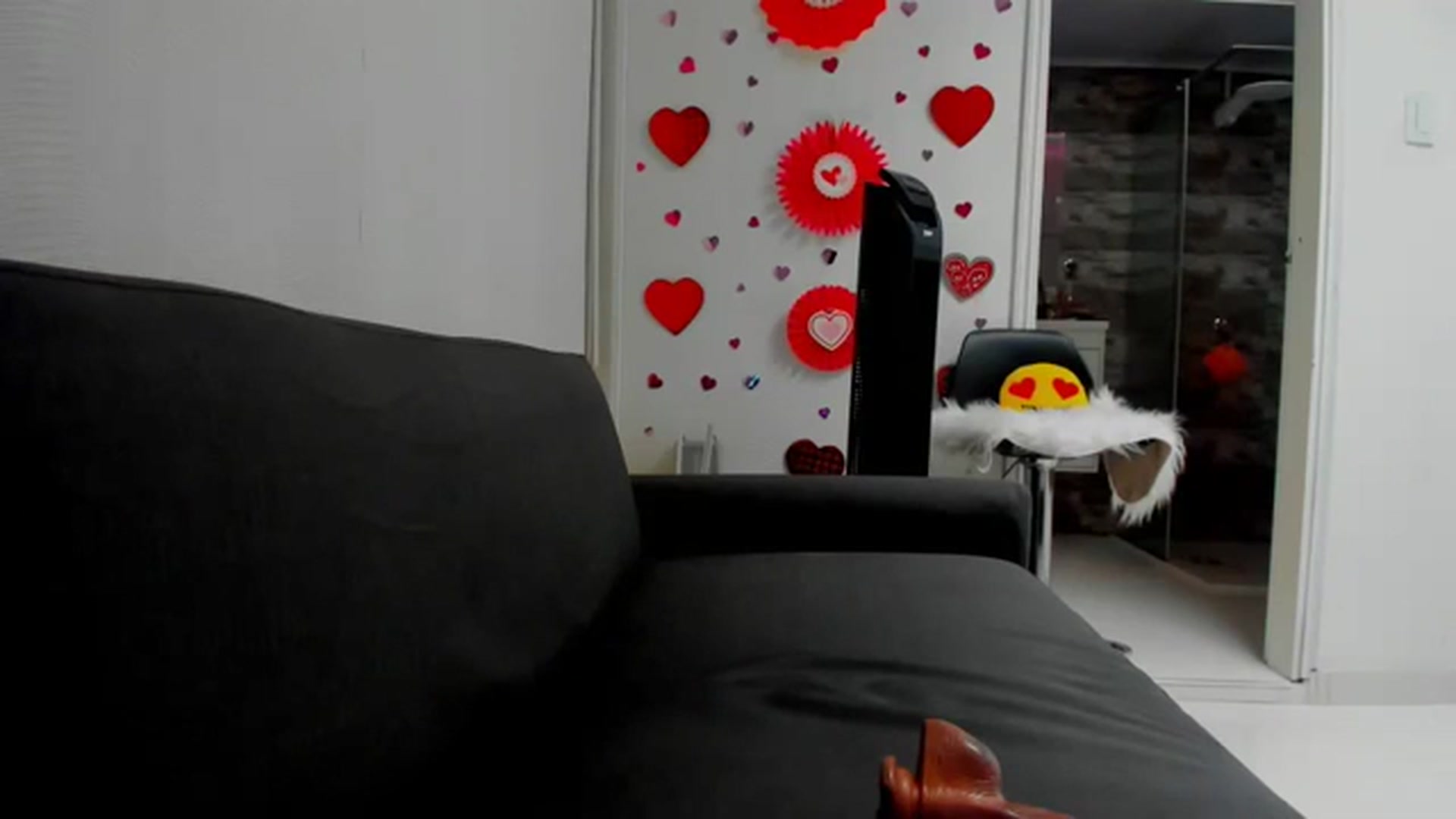 Gallery image thumbnail from Preziosabella's myfreecams stream on, 09/08/2023, 17:57 image 10 of 20