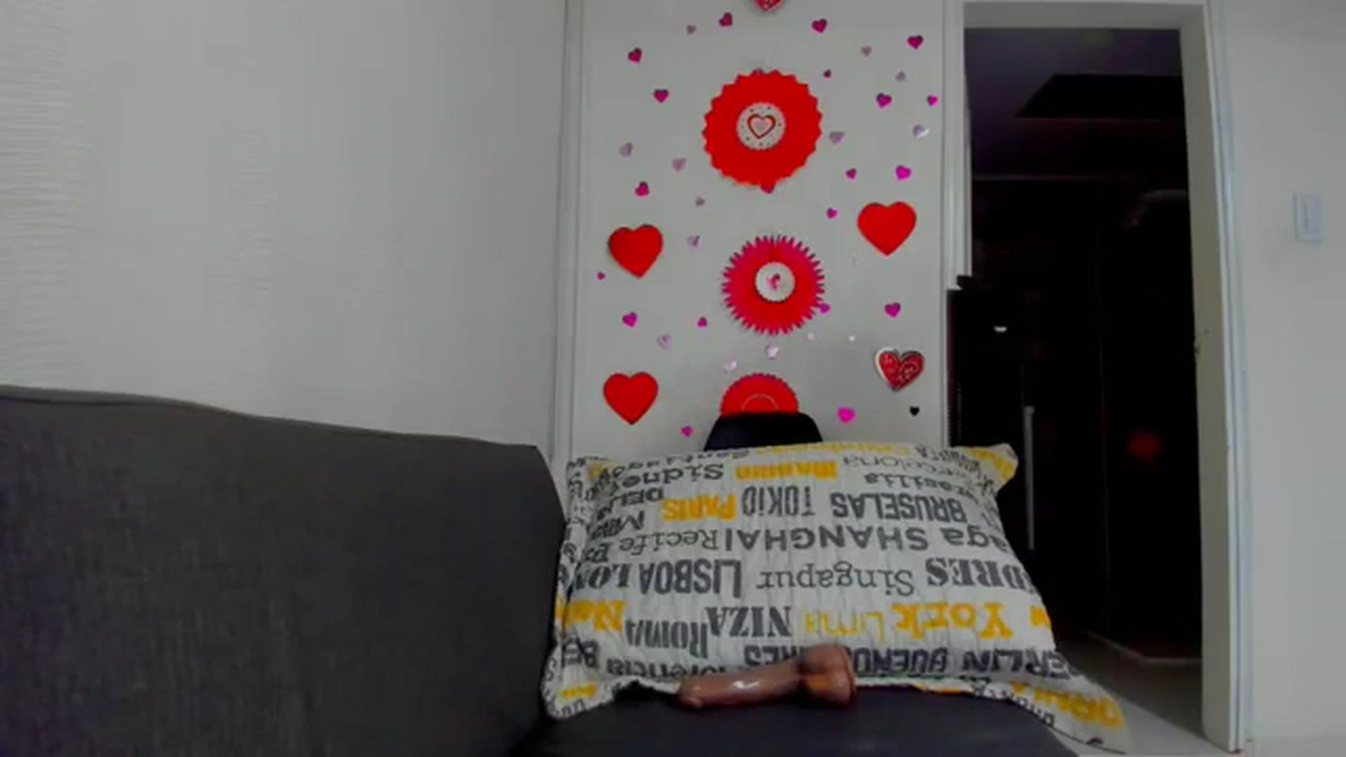 Gallery image thumbnail from Preziosabella's myfreecams stream on, 10/19/2023, 23:57 image 20 of 20