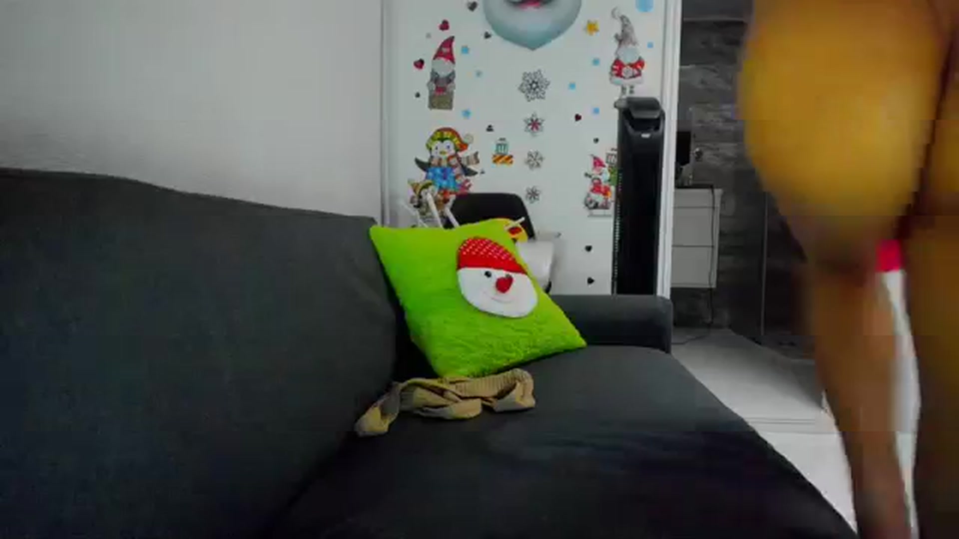 Gallery image thumbnail from Preziosabella's myfreecams stream on, 12/07/2023, 22:09 image 13 of 20