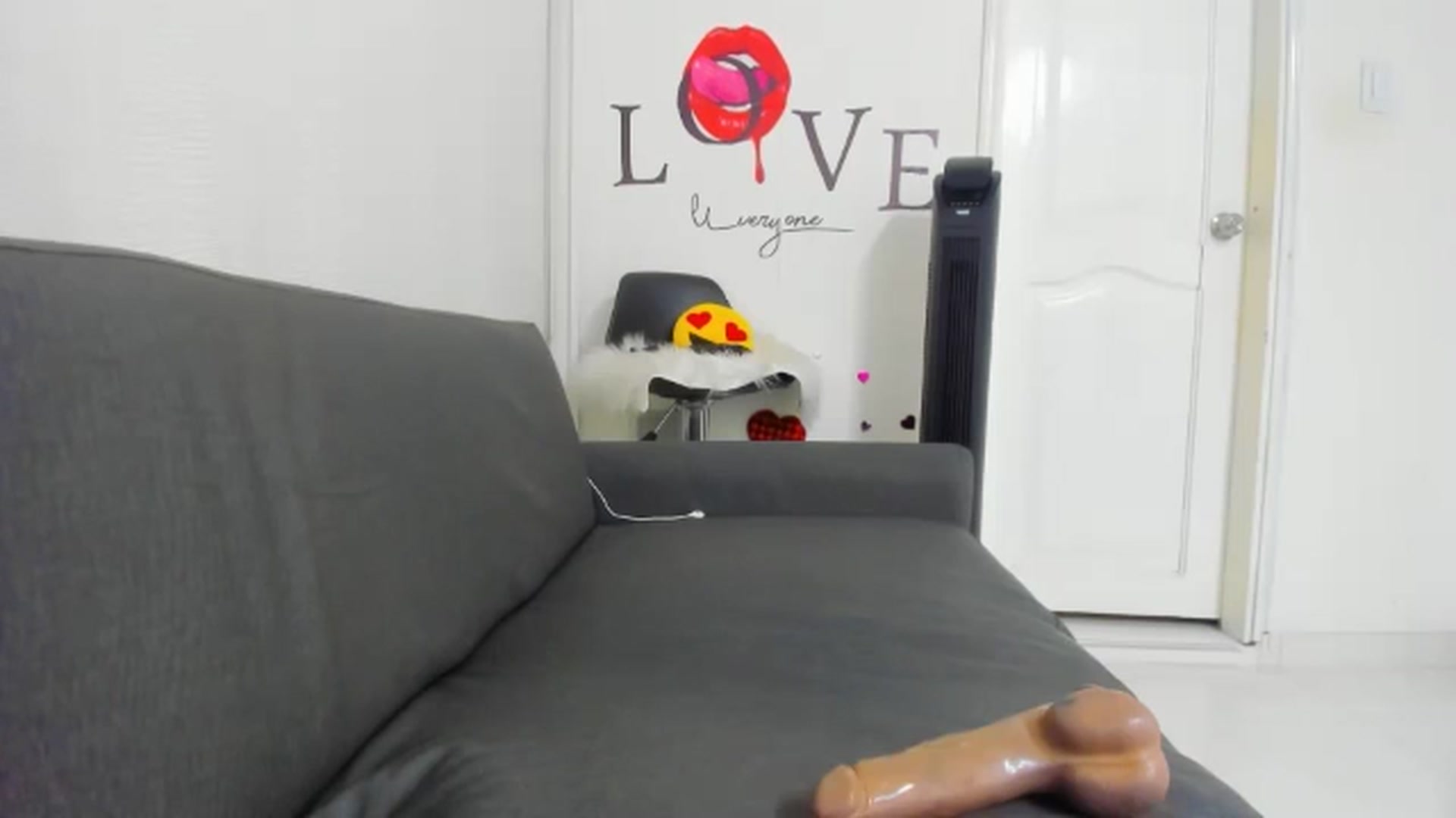 Gallery image thumbnail from Preziosabella's myfreecams stream on, 06/24/2024, 24:30 image 17 of 20