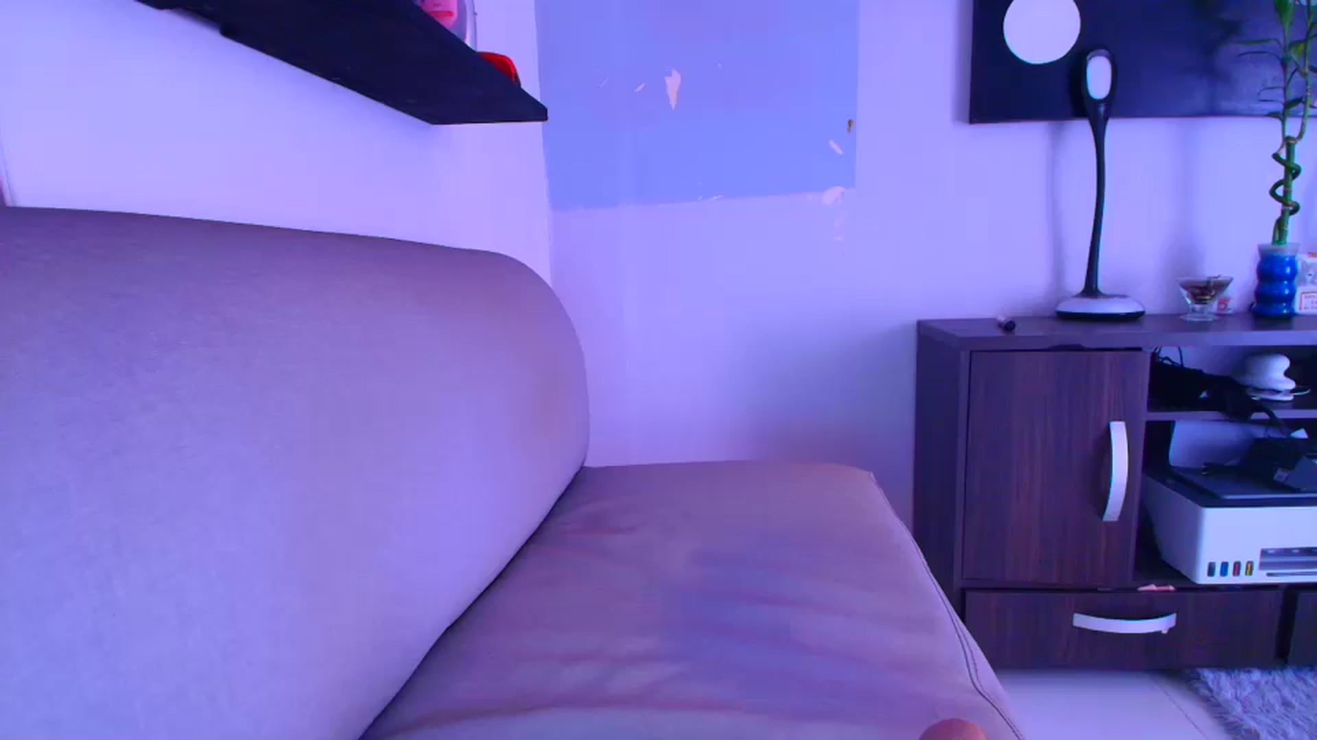 Gallery image thumbnail from Preziosabella's myfreecams stream on, 03/21/2025, 17:09 image 4 of 20