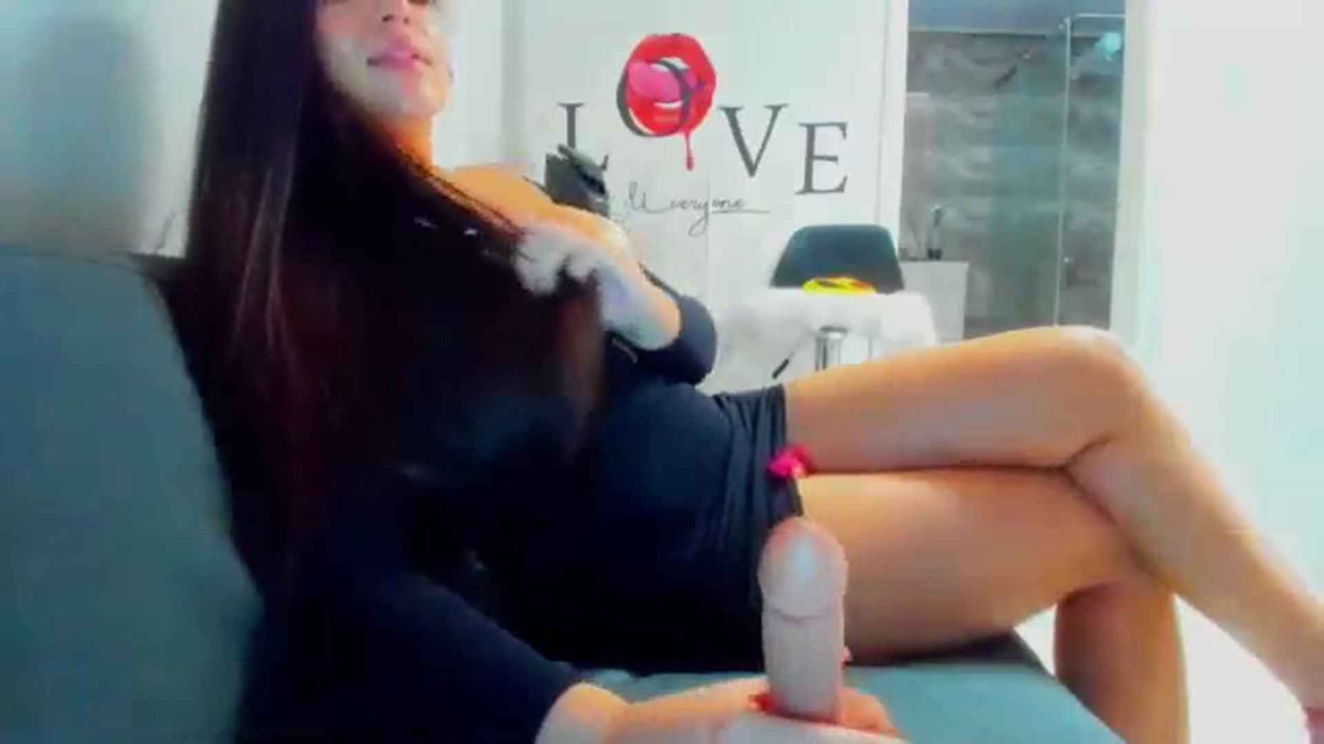 Gallery image thumbnail from Preziosabella's myfreecams stream on, 06/03/2025, 17:34 image 9 of 20