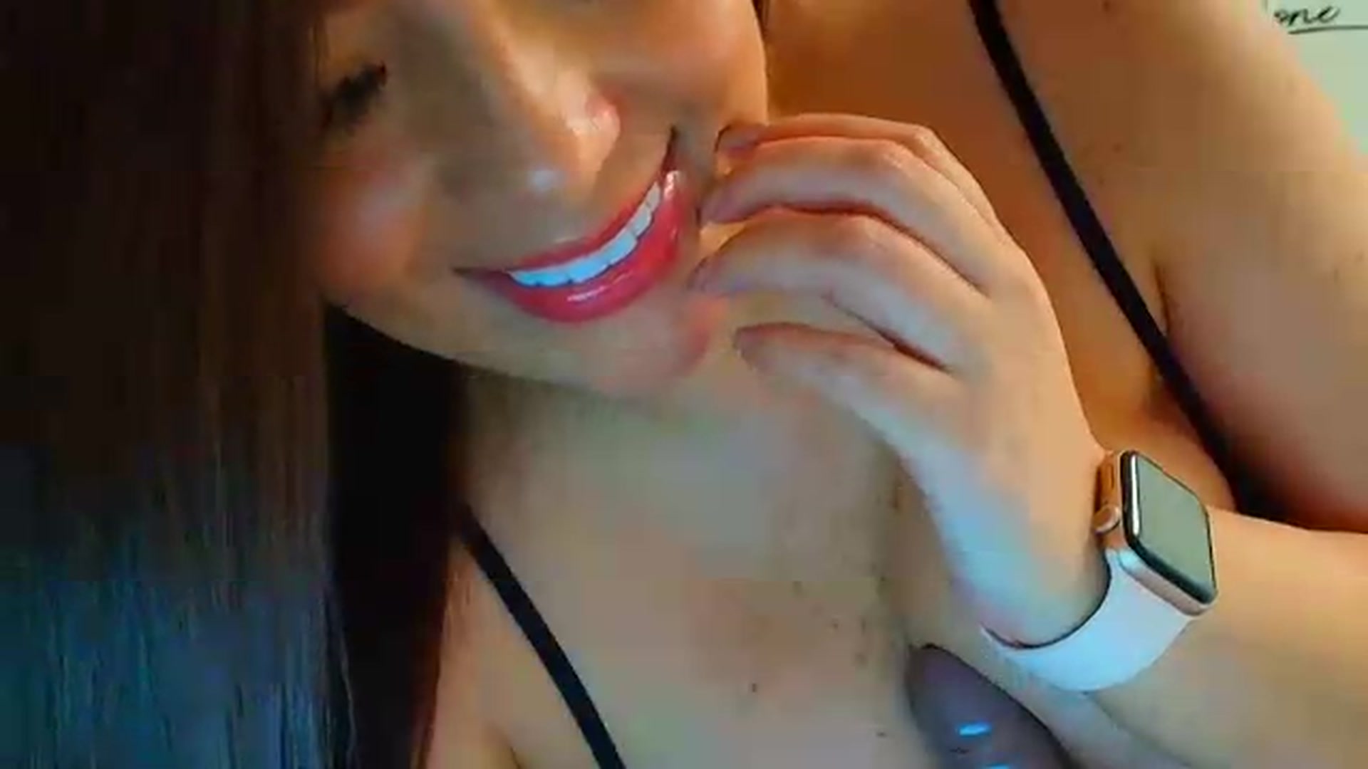 Gallery image thumbnail from Preziosabella's myfreecams stream on, 05/19/2026, 19:10 image 17 of 20