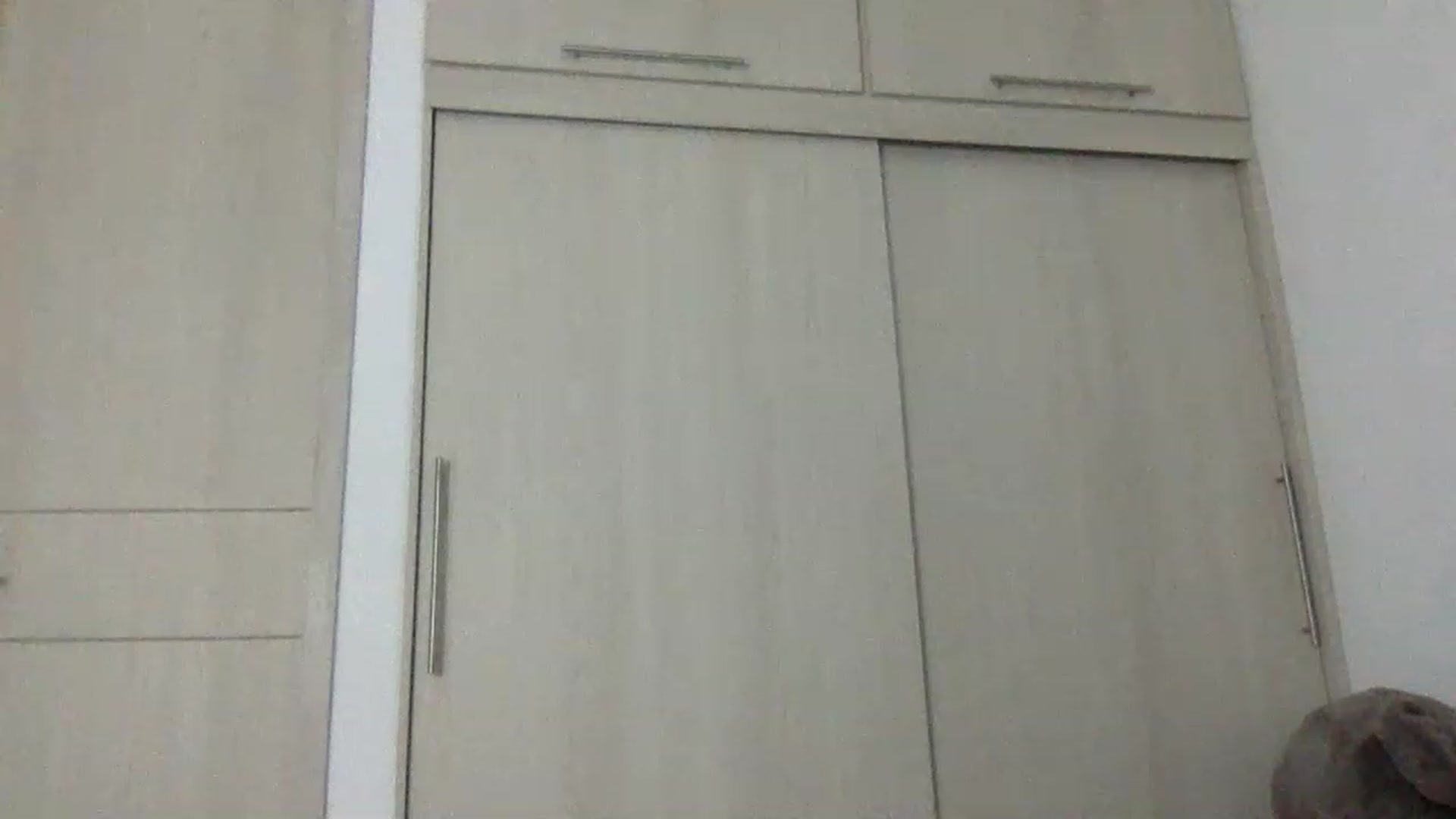 Gallery image thumbnail from Princesalatin's myfreecams stream on, 11/22/2022, 06:00 image 10 of 20