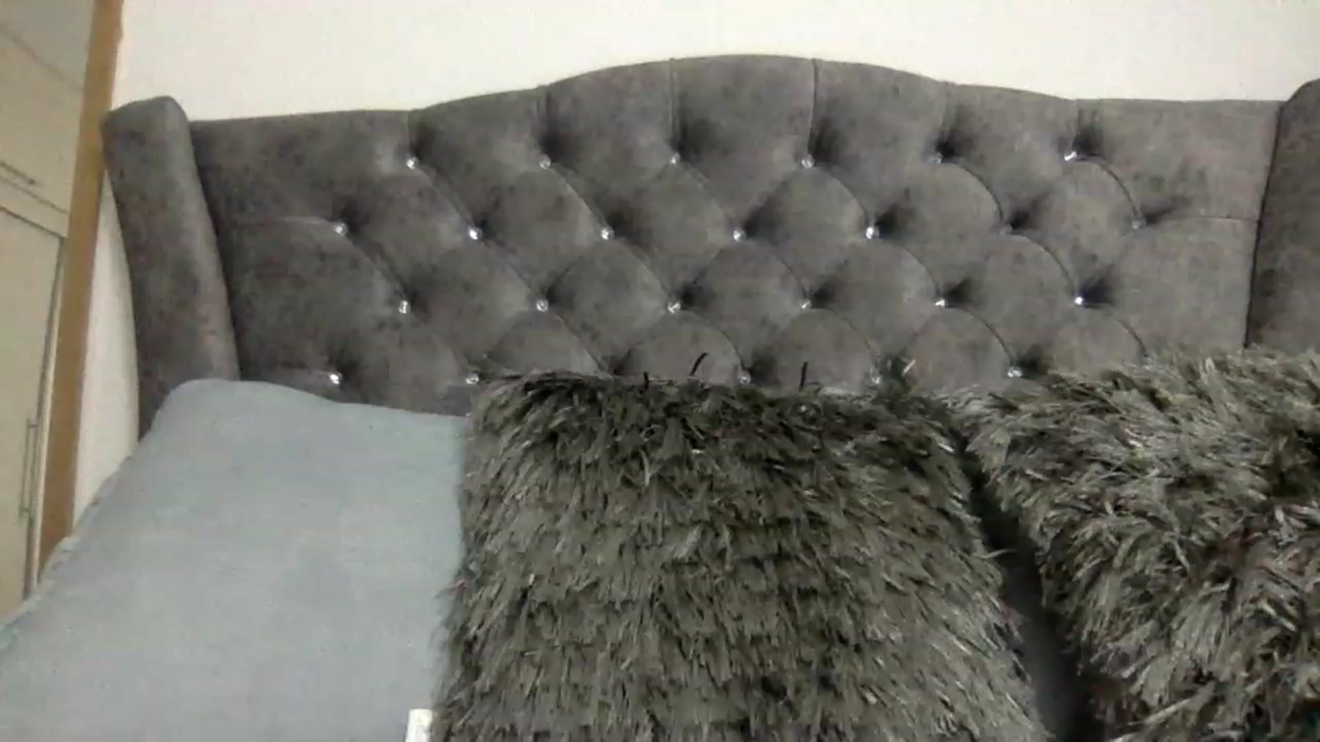 Gallery image thumbnail from Princesalatin's myfreecams stream on, 11/28/2022, 03:29 image 16 of 20