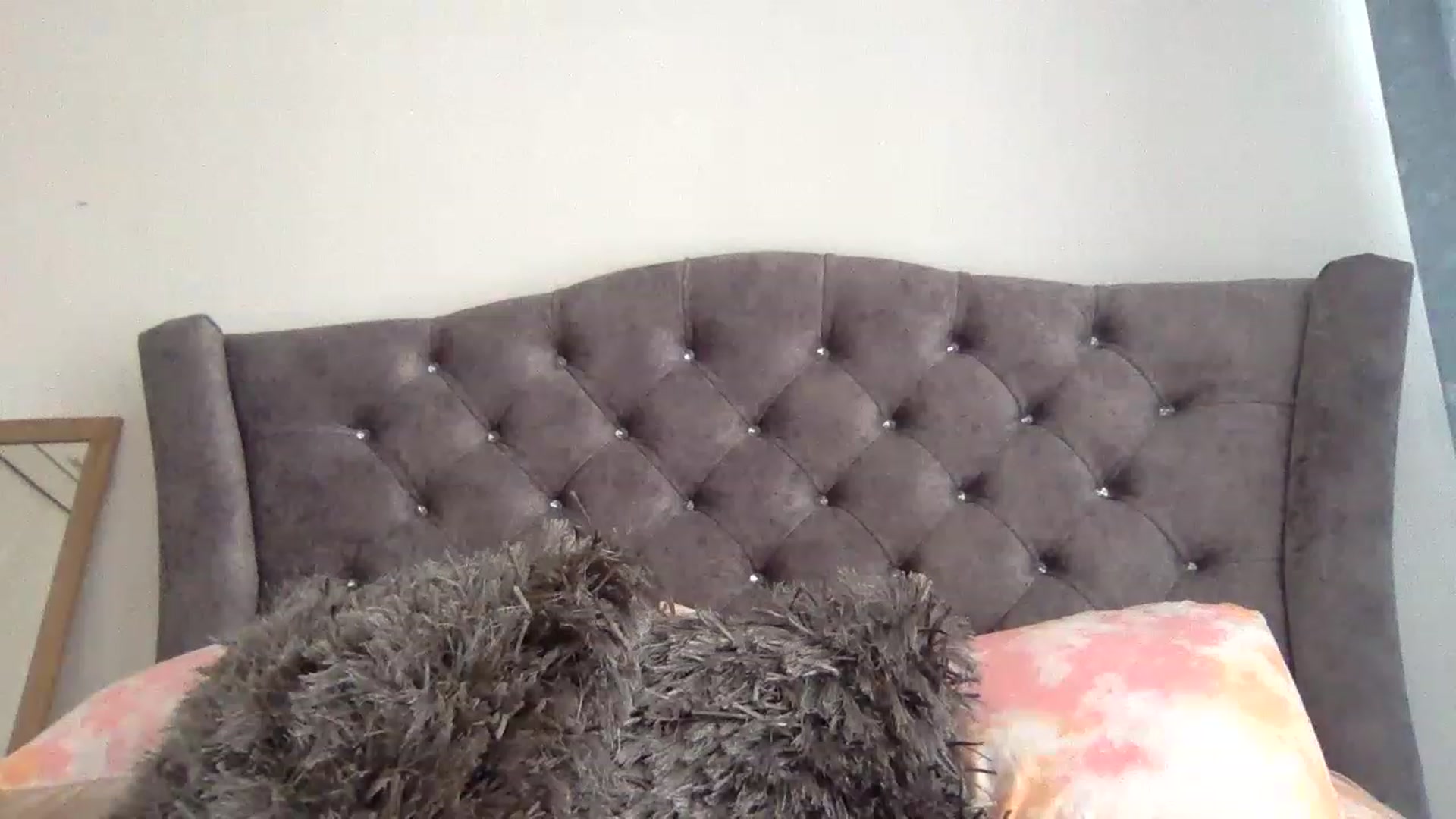 Gallery image thumbnail from Princesalatin's myfreecams stream on, 01/09/2023, 21:47 image 14 of 20