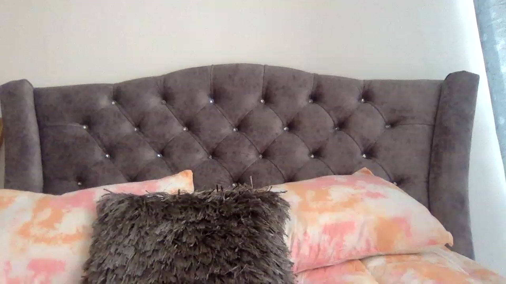 Gallery image thumbnail from Princesalatin's myfreecams stream on, 01/12/2023, 19:51 image 17 of 20