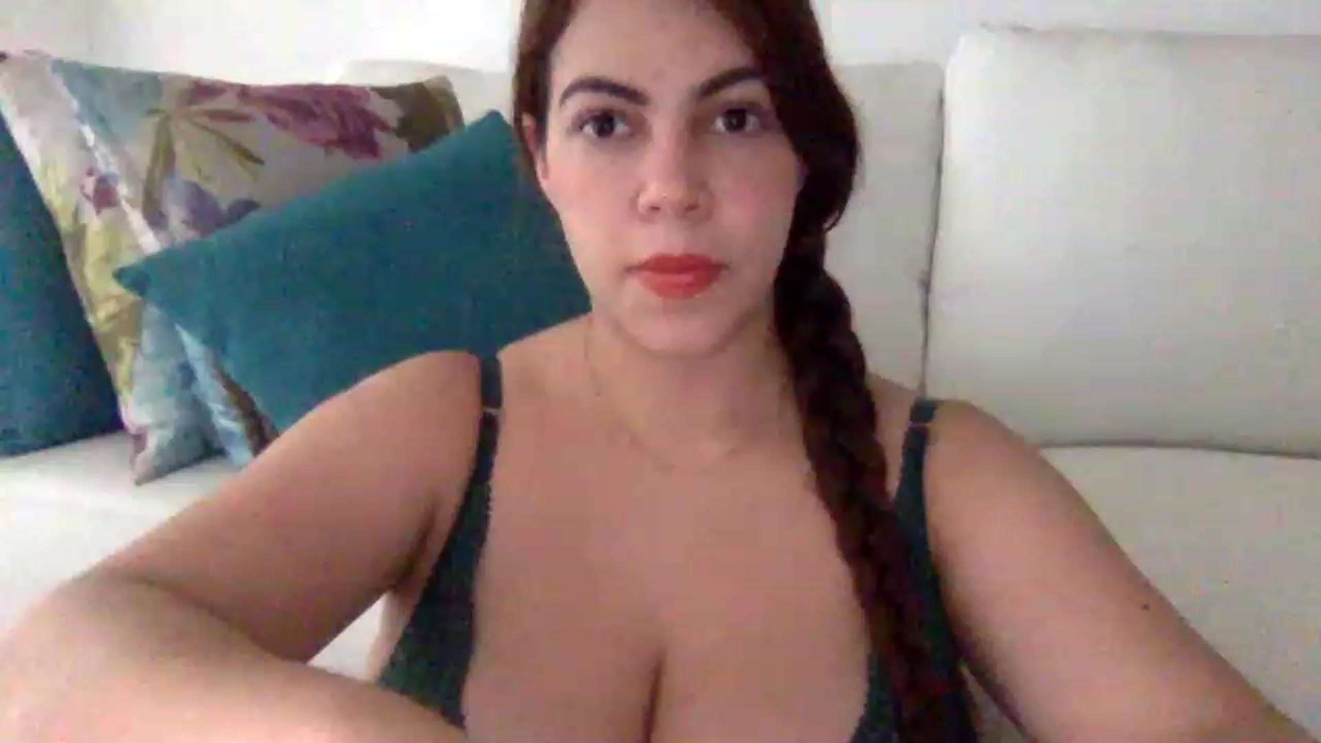 Gallery image thumbnail from Princesalatin's myfreecams stream on, 02/11/2023, 22:10 image 3 of 20