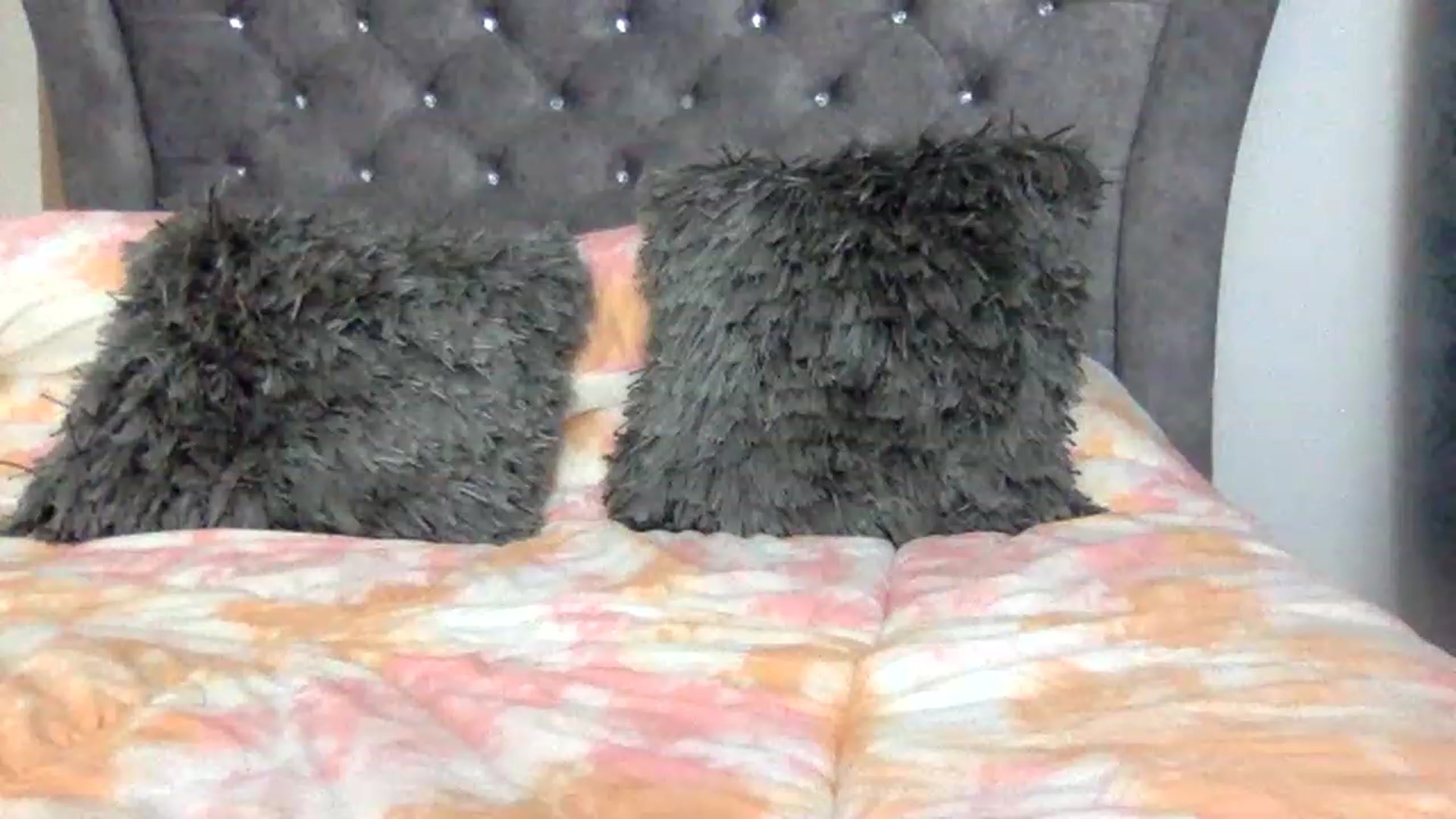 Gallery image thumbnail from Princesalatin's myfreecams stream on, 03/13/2023, 01:46 image 10 of 20
