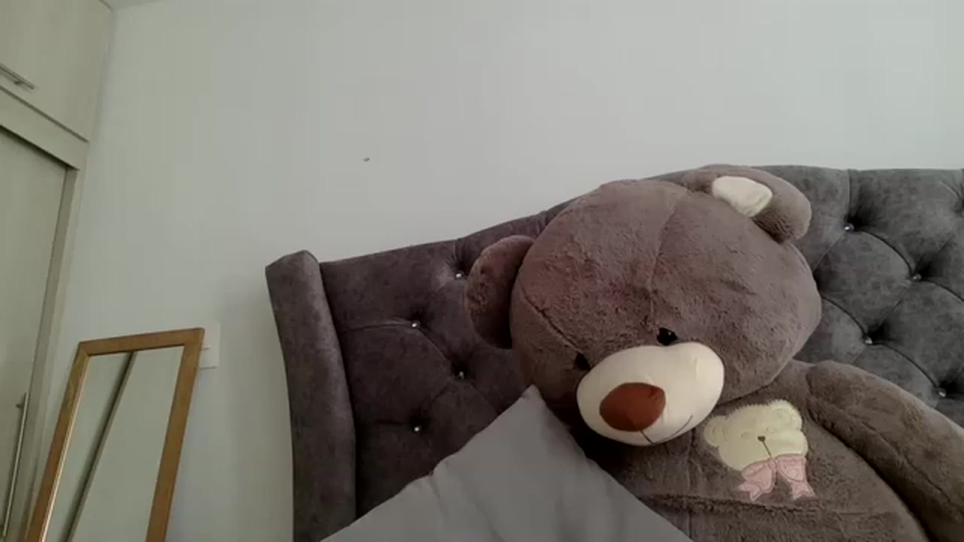 Gallery image thumbnail from Princesalatin's myfreecams stream on, 08/17/2023, 19:22 image 14 of 20