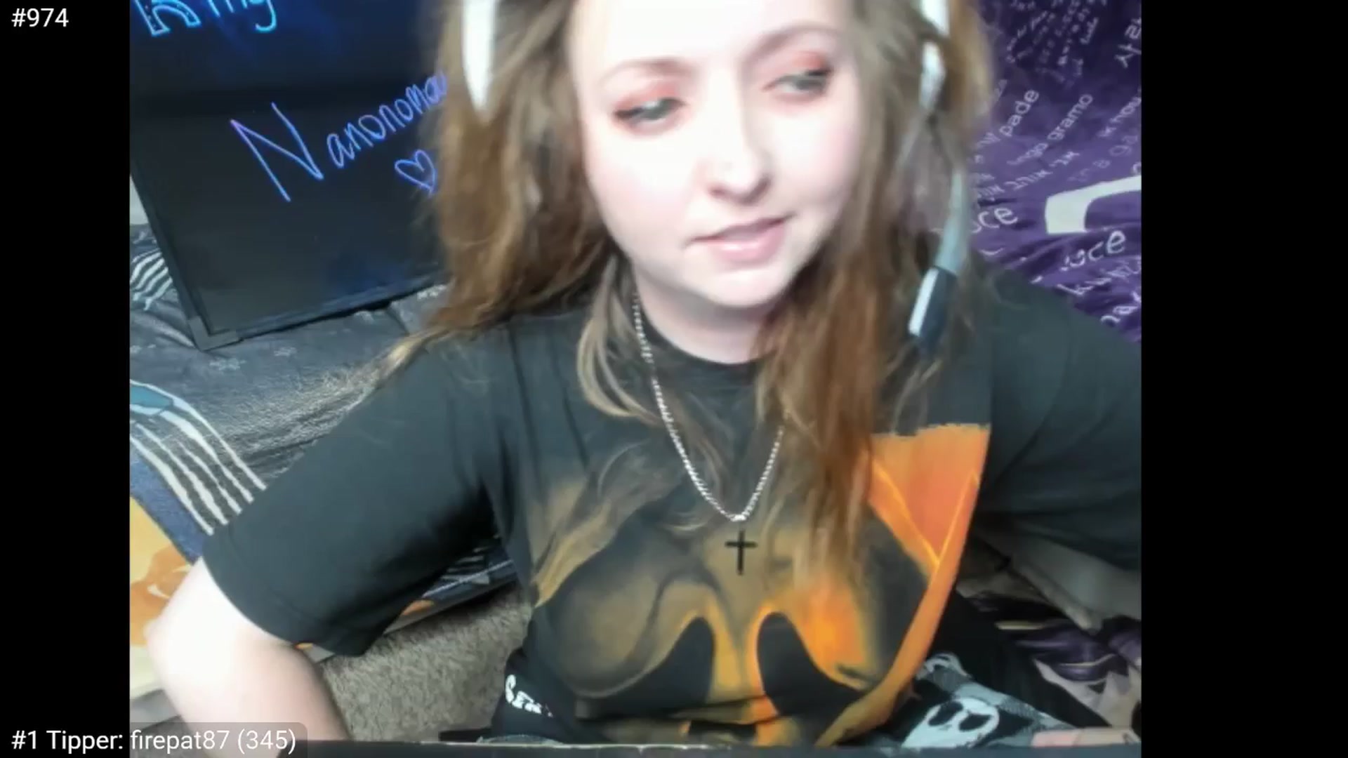 Gallery image thumbnail from PrincessBluu's myfreecams stream on, 05/02/2026, 18:21 image 17 of 20