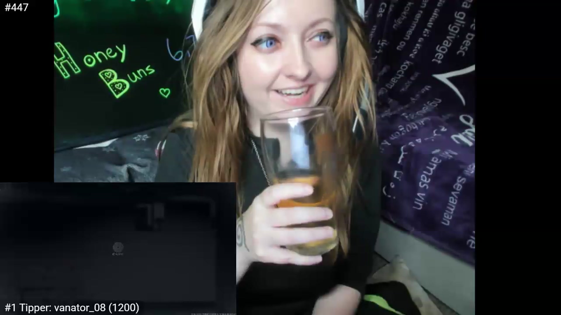 Gallery image thumbnail from PrincessBluu's myfreecams stream on, 05/22/2026, 21:03 image 18 of 20
