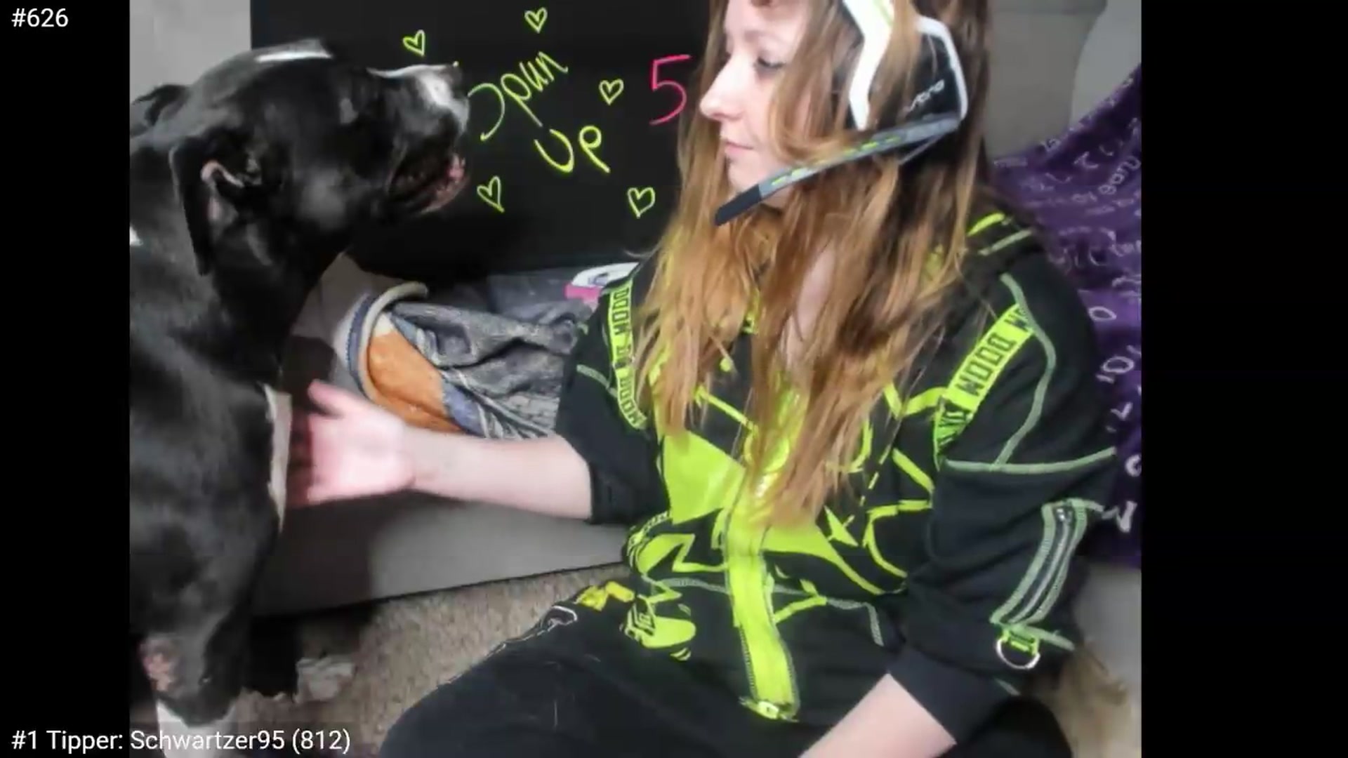 Gallery image thumbnail from PrincessBluu's myfreecams stream on, 06/13/2026, 20:17 image 10 of 20