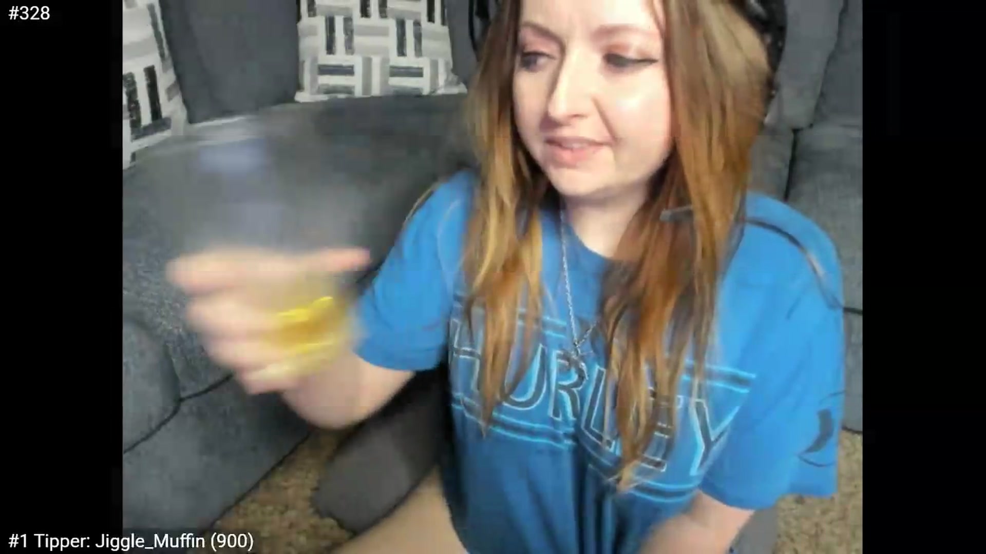 Gallery image thumbnail from PrincessBluu's myfreecams stream on, 07/31/2026, 24:48 image 18 of 20