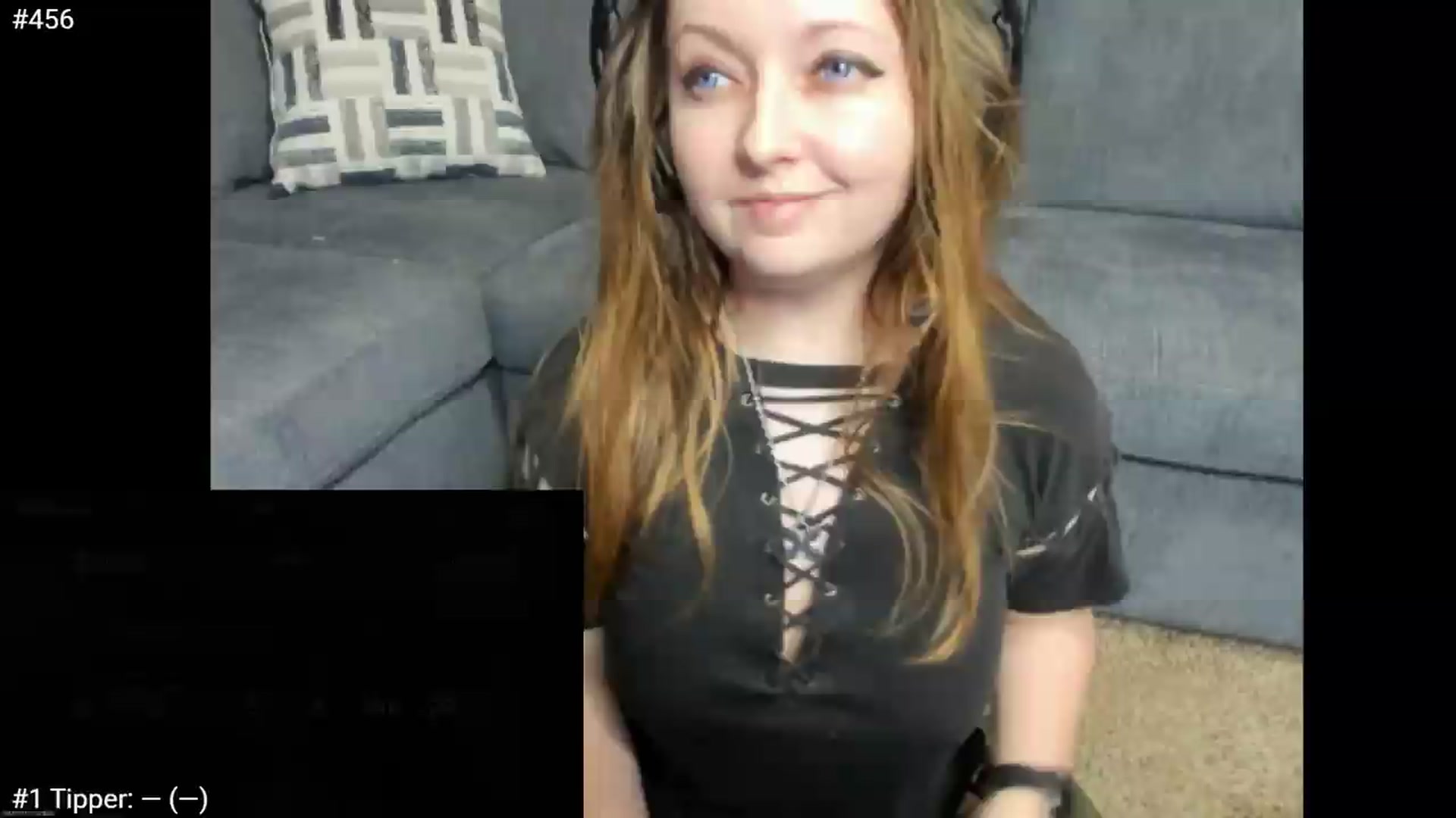 Gallery image thumbnail from PrincessBluu's myfreecams stream on, 08/17/2026, 20:12 image 4 of 20