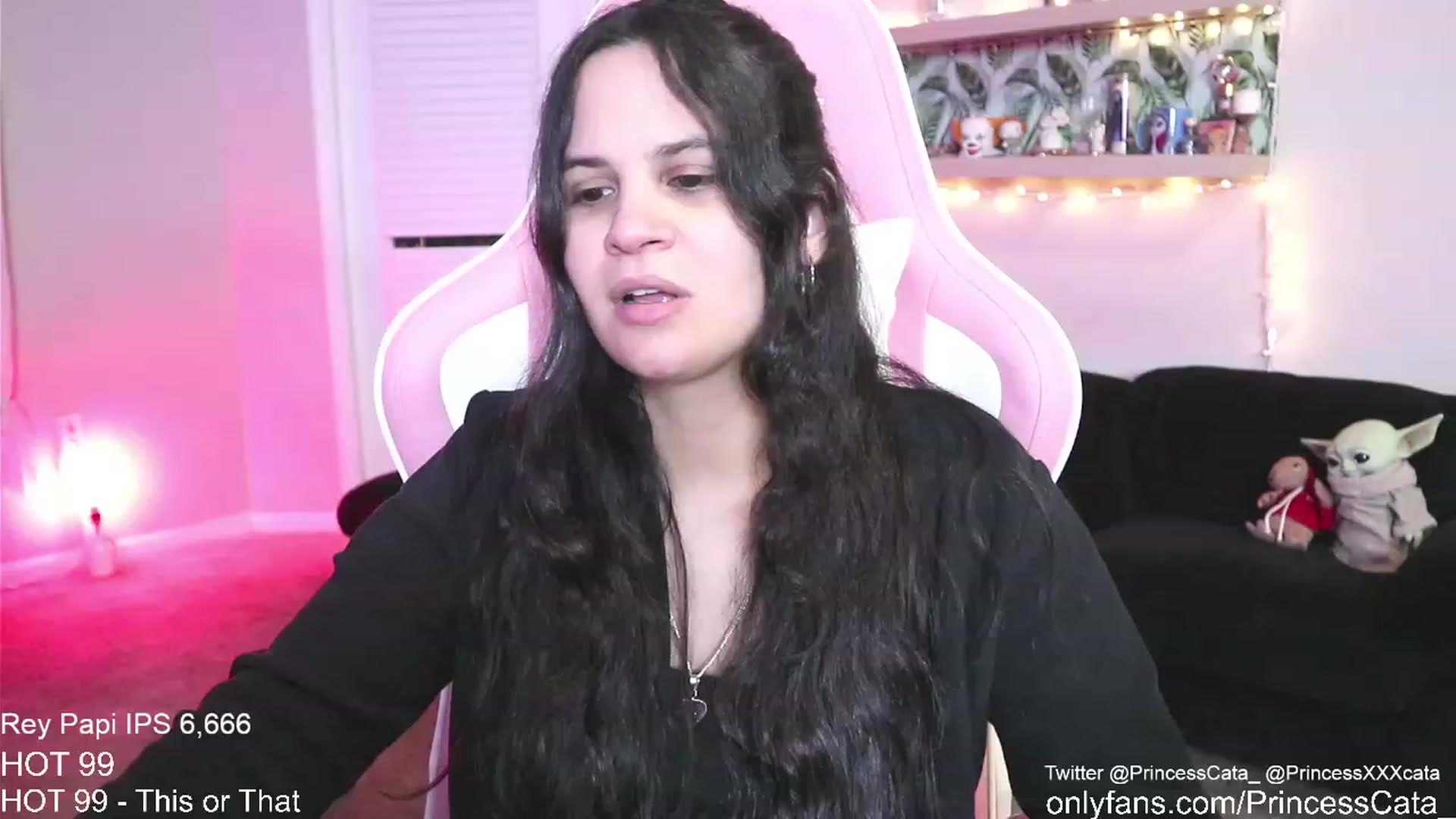 Gallery image thumbnail from PrincessCata's myfreecams stream on, 02/19/2023, 01:12 image 14 of 20